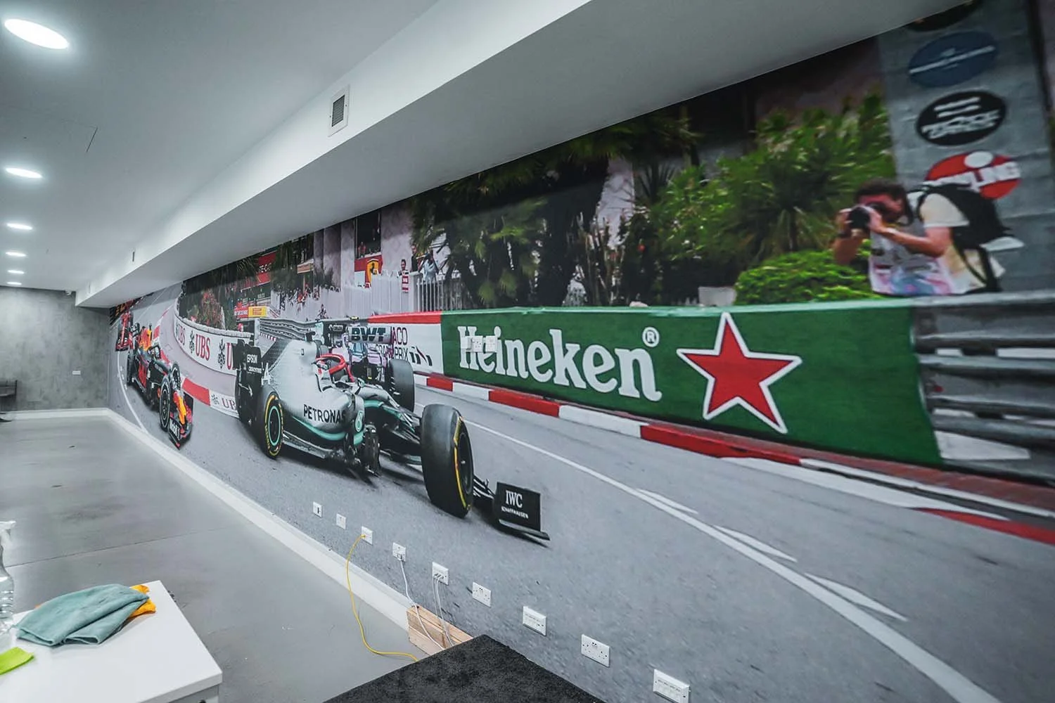 Kushy Face Formula 1 Wallpaper