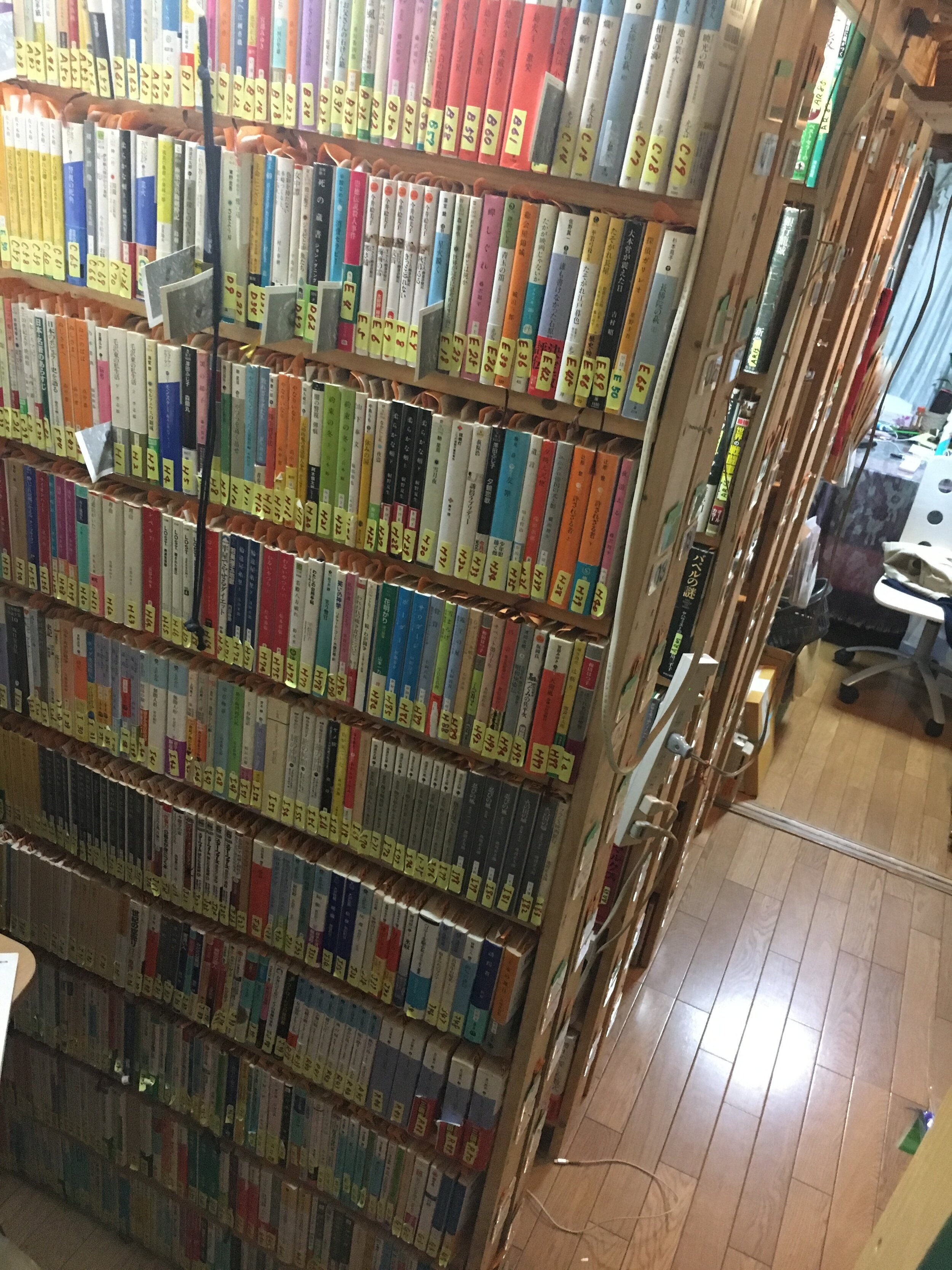 手作りの本棚