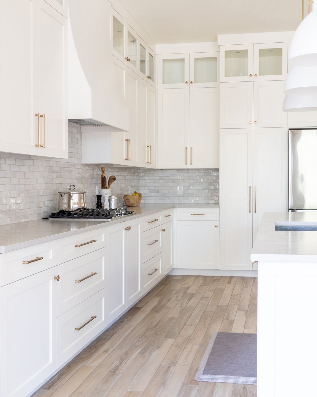 This transformation was all about increasing the functionality of the kitchen for the family. Swipe to see the changes that brought more counter space, better lighting and more storage for a space that is so vital in the home.