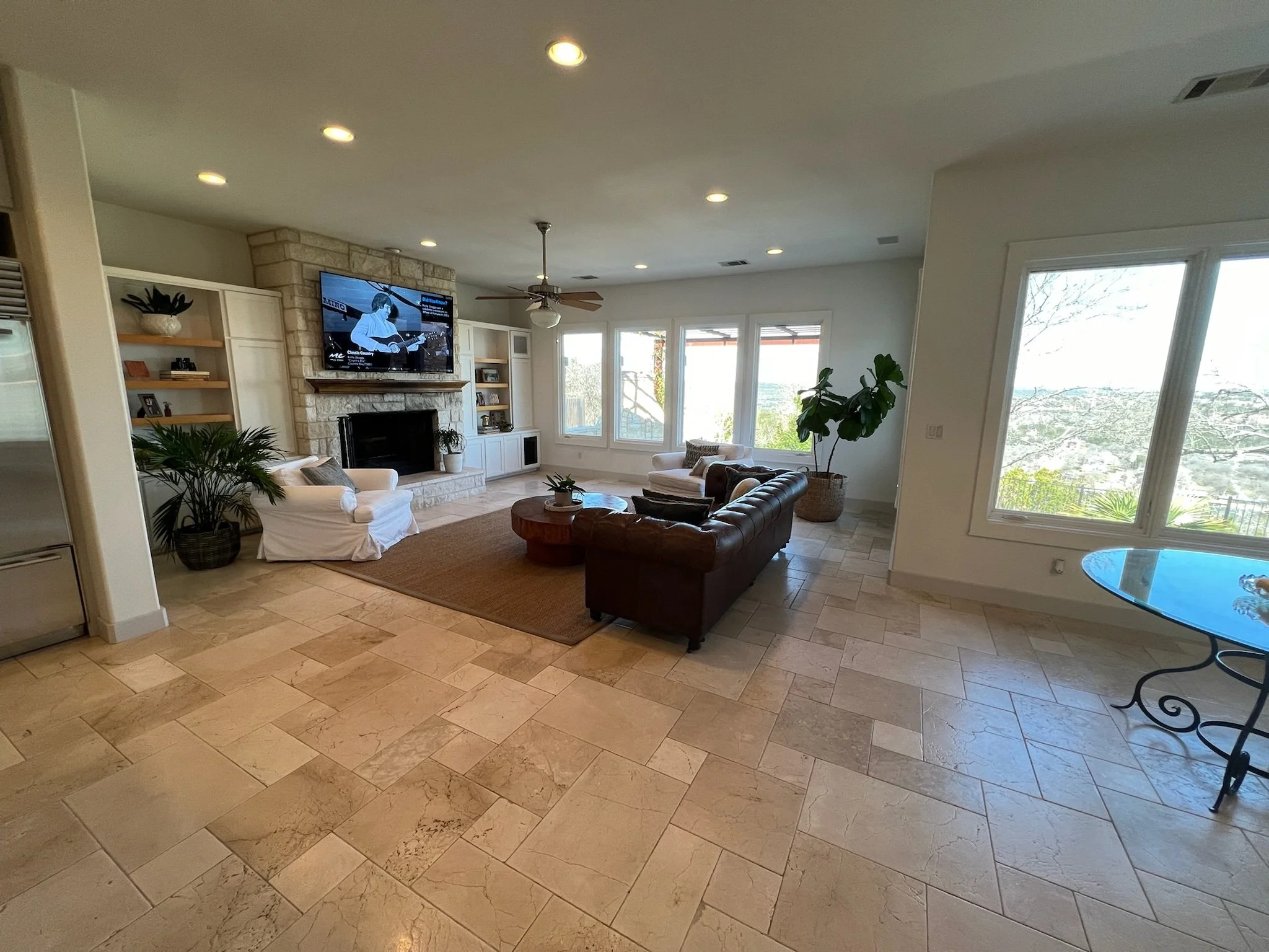 Bee Cave - Living Room - Before.JPG