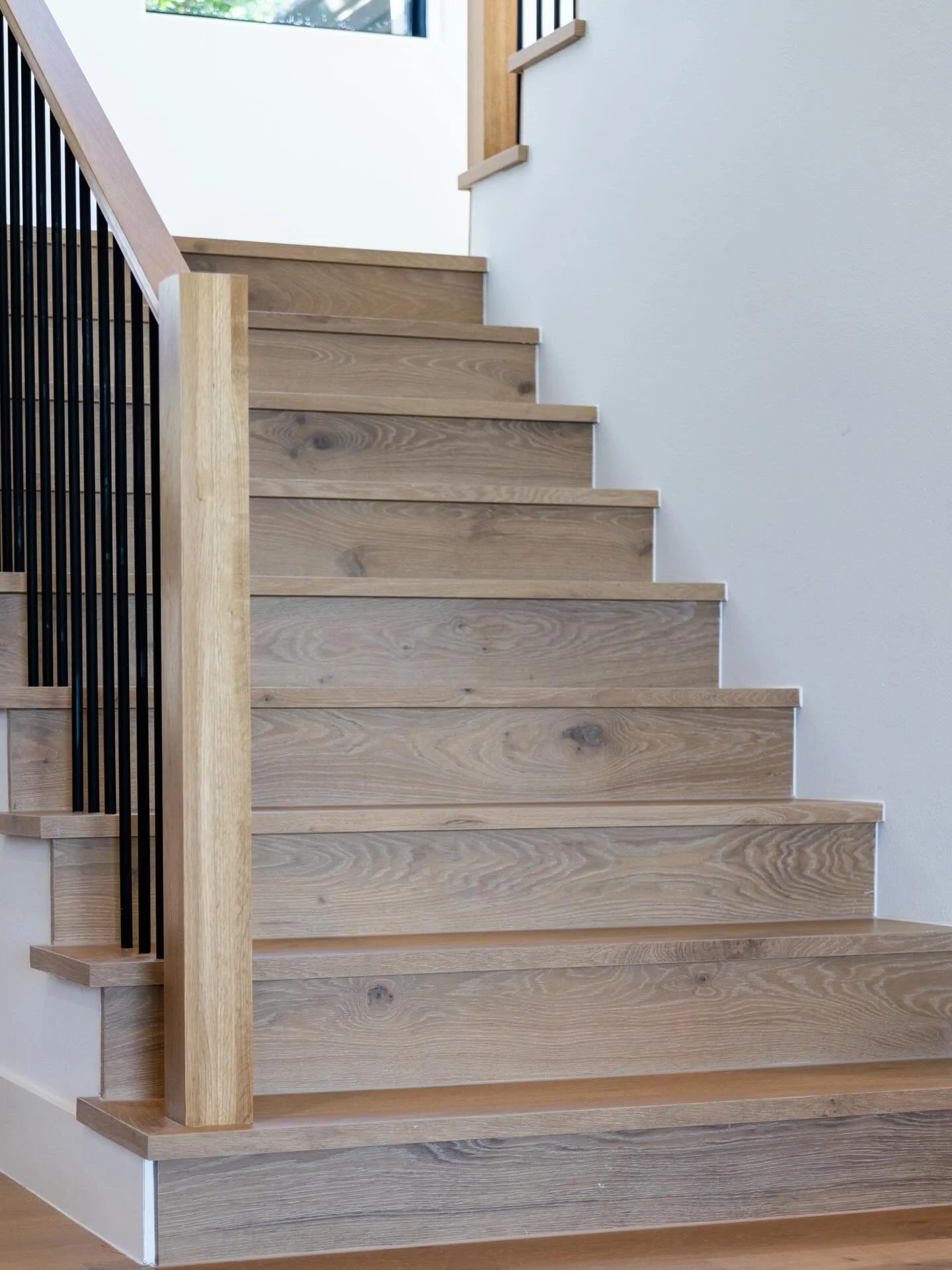 Nothing says summer is here like that first morning light pouring over a beautifully renovated staircase.

#homerenovation #austintx #stairs