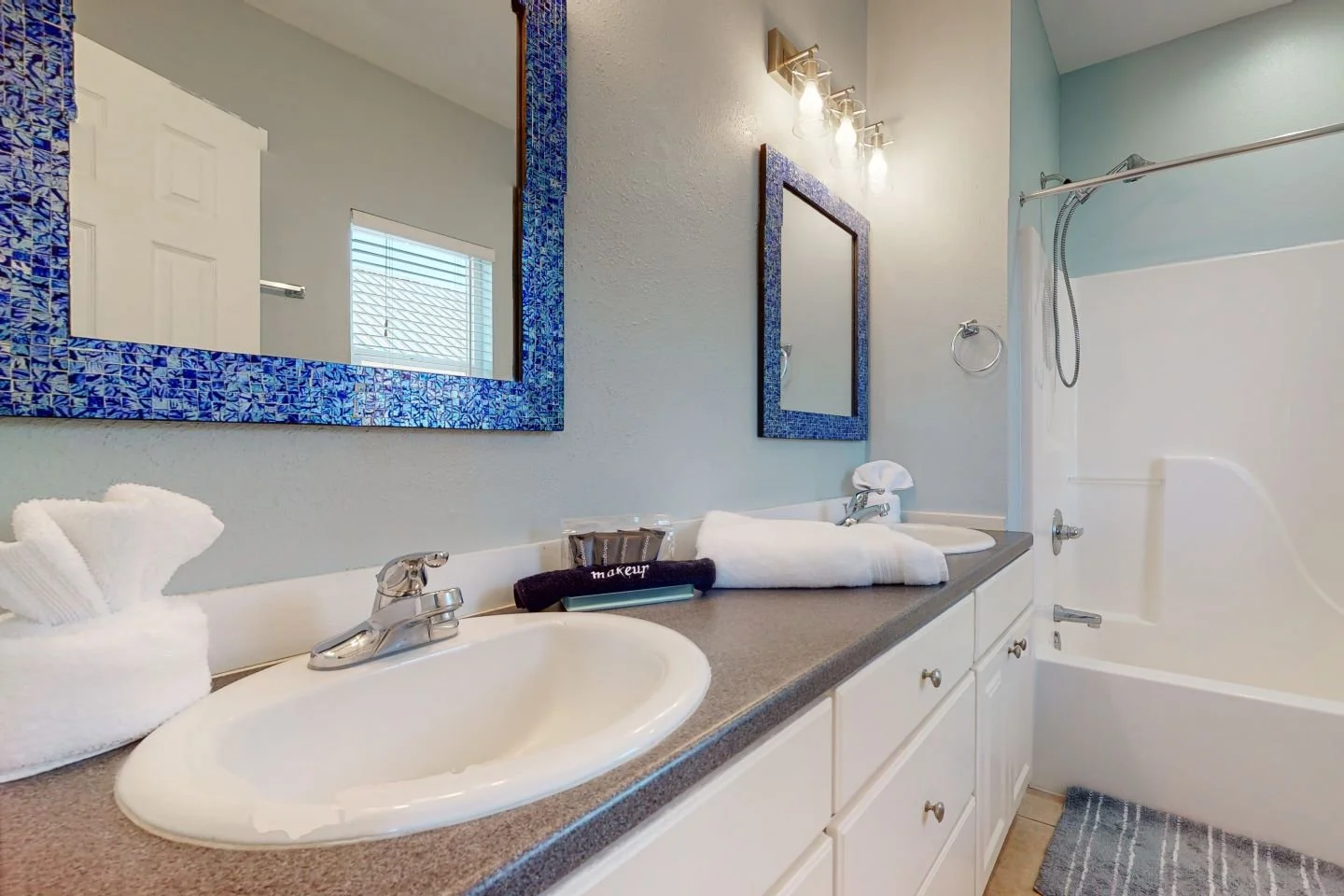 2451 Ponce De Leon -19.jpg
