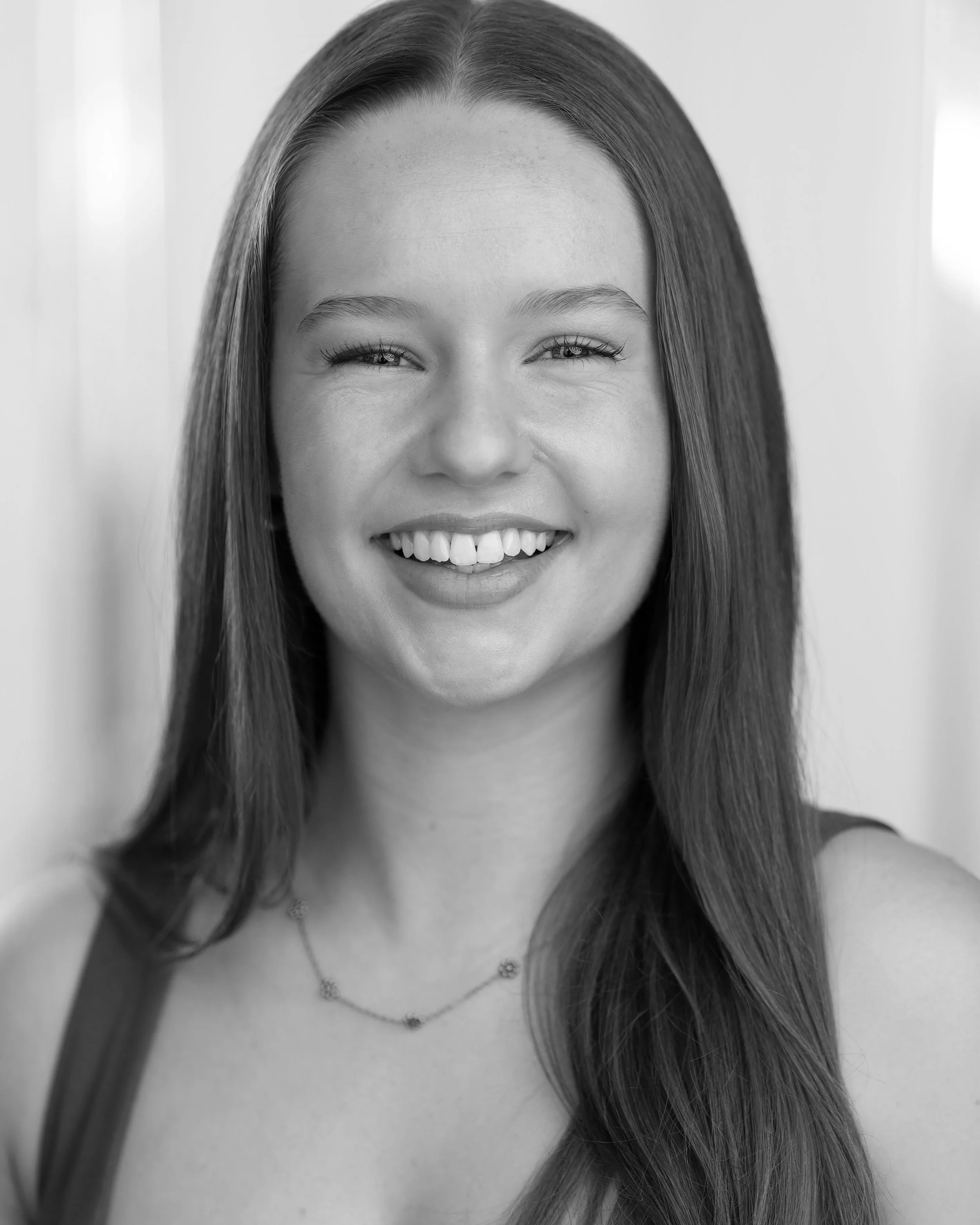Emma Harriyott - Currently in her third year at Urdang Academy, training in Dance and Musical Theatre. Her previous credits include Anne Boleyn: The Musical, Southern Youth Ballet’s ‘The Nutcracker’, and Jordan Production’s ‘Cinderella, The Pantomime
