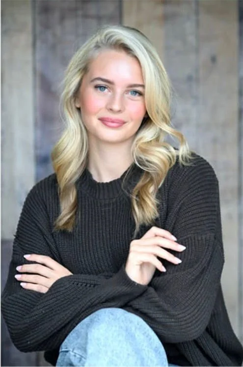 Maddie Barnes - An established Tap Assistant Teacher as well as competent Singing/Vocal Teacher.