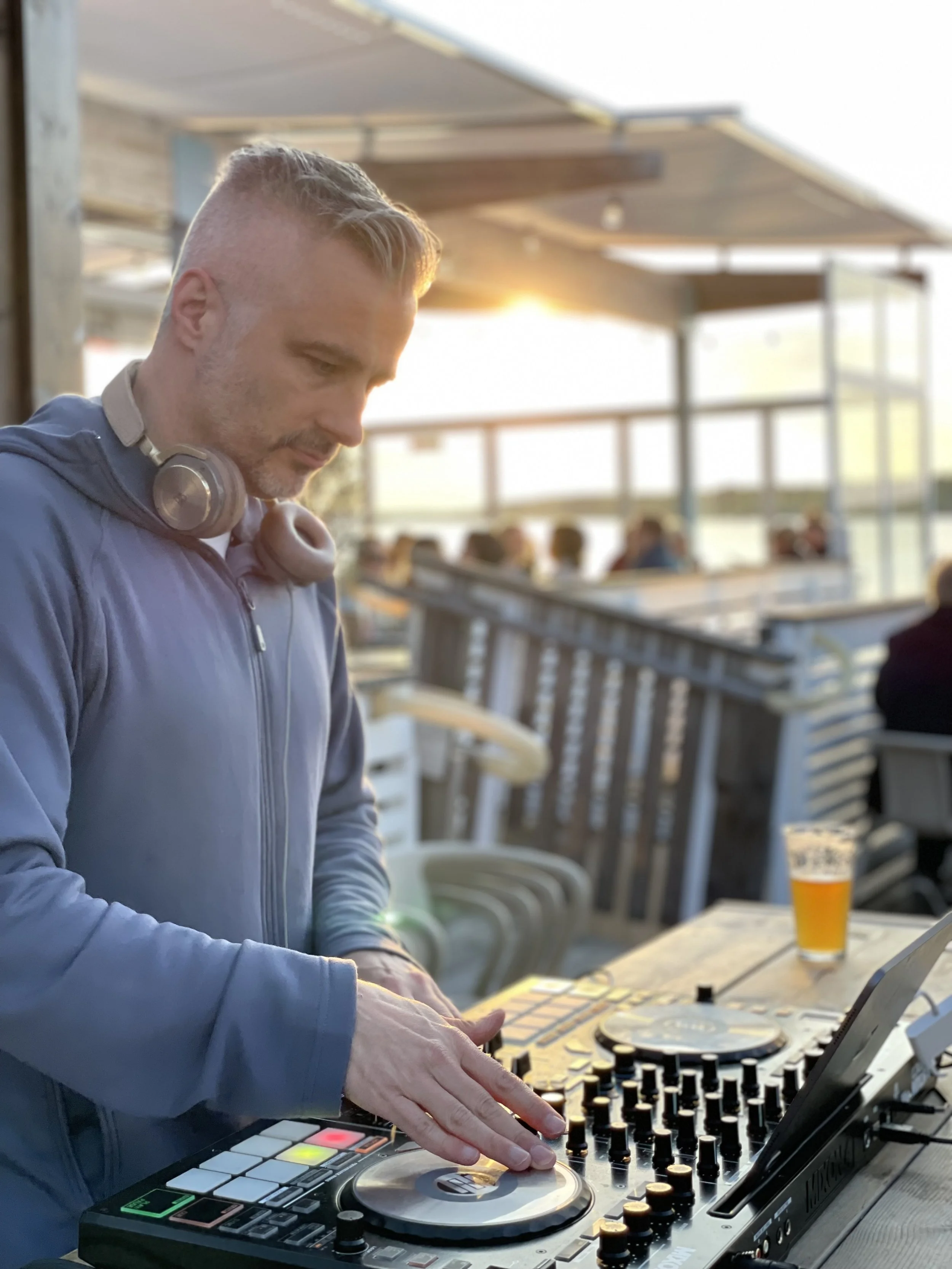 DJ Max &amp; DJ Rossi 
