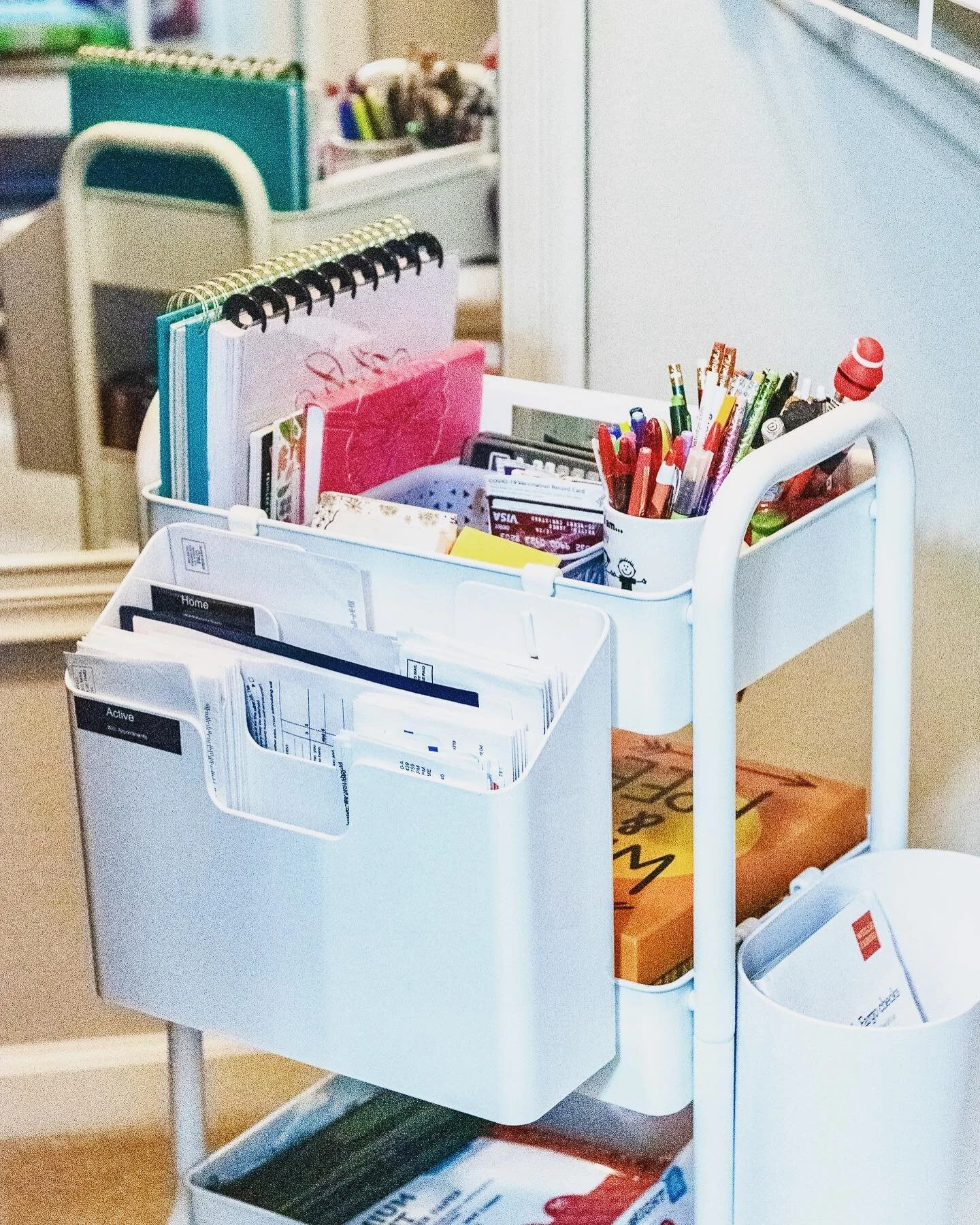 We&rsquo;re revving back up for this #schoolyear with organizing an elementary school teacher&rsquo;s personal office supplies! How are you preparing for the next season? 🍎
.
.
#newschoolyear #getorganized #homeoffice #homeofficeideas #homeofficegoa