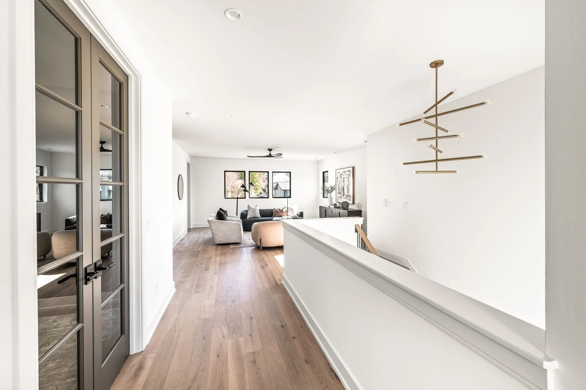 ad2511132-1074.jpg