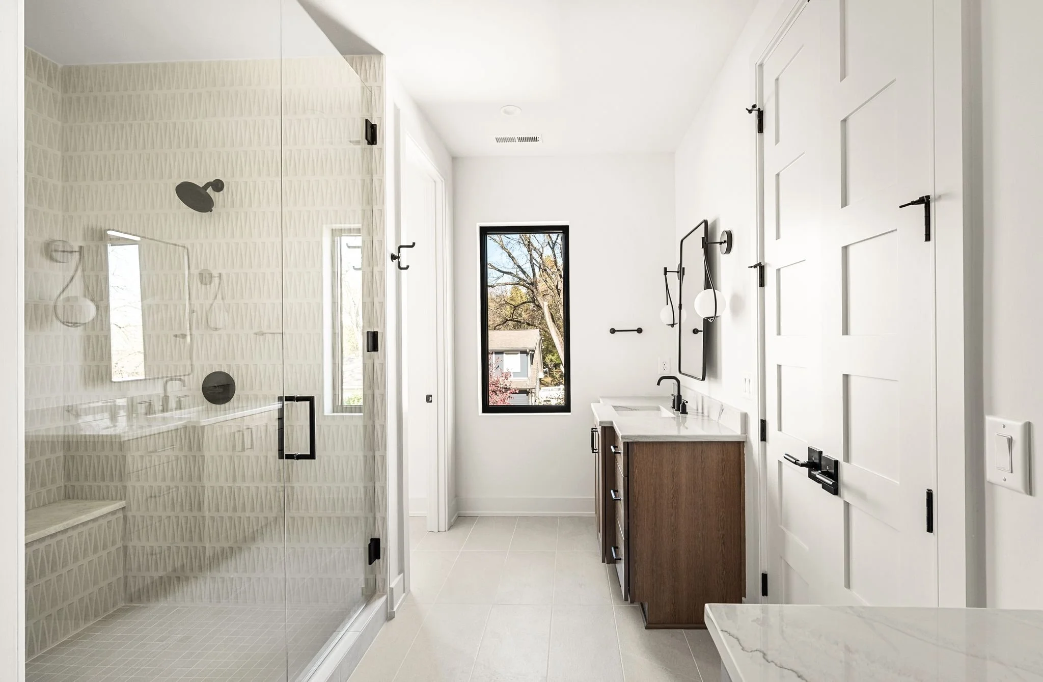 ad2511132-1107.jpg