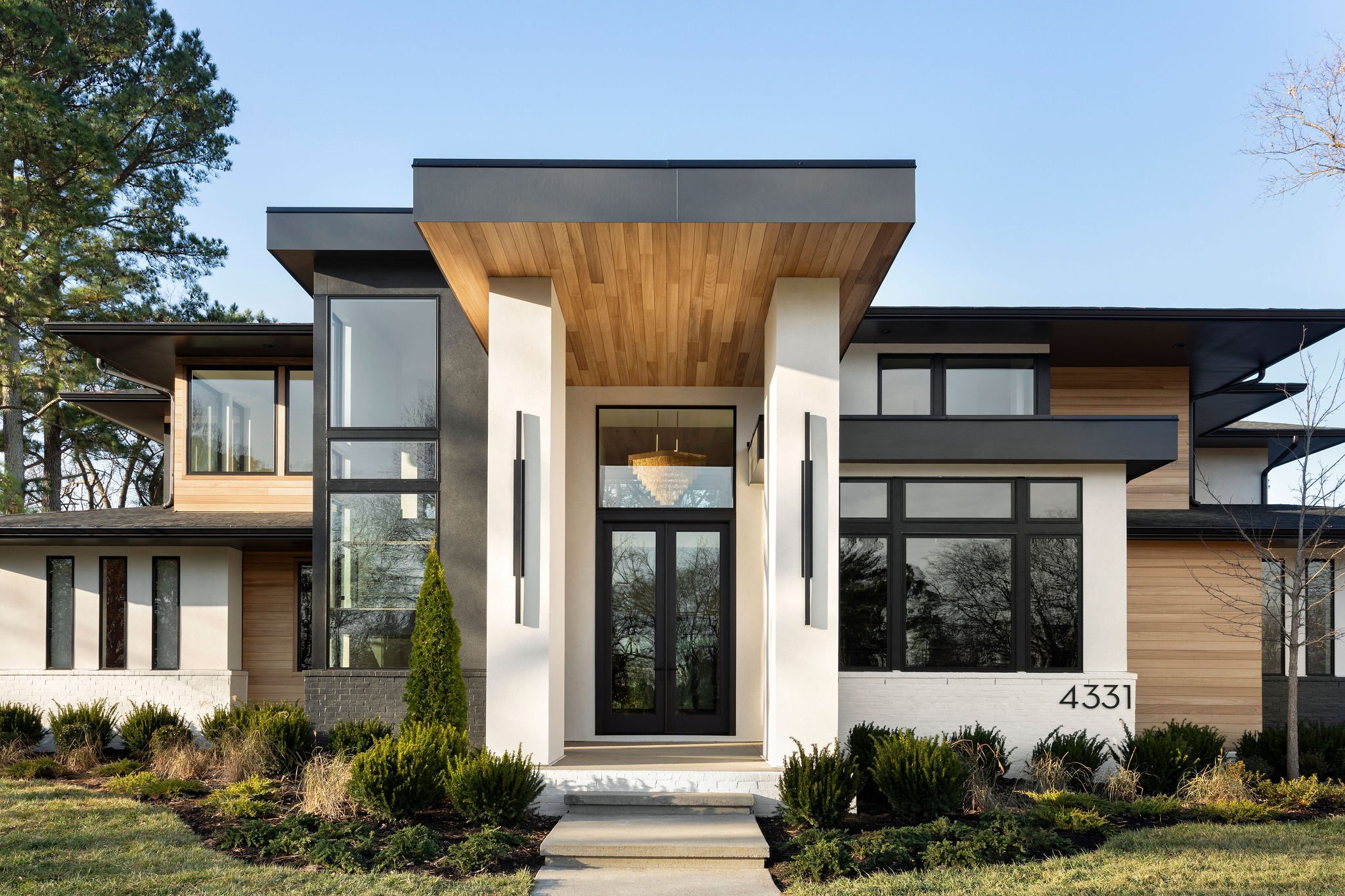 Click To View Interior →