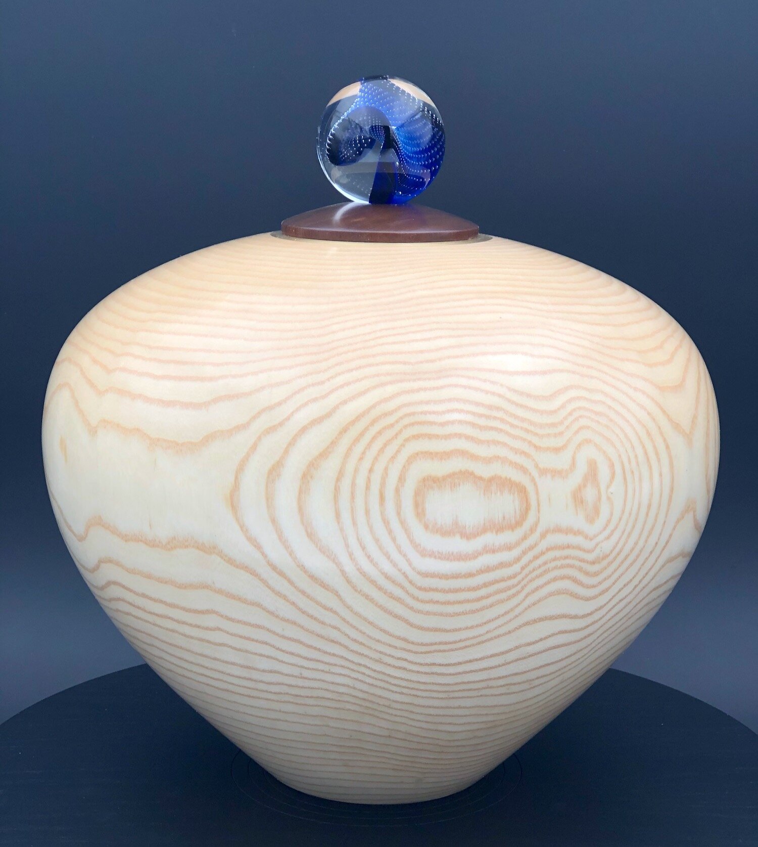 Ash urn #21029. Large companian urn for artistic display or cremation ashes of two people.