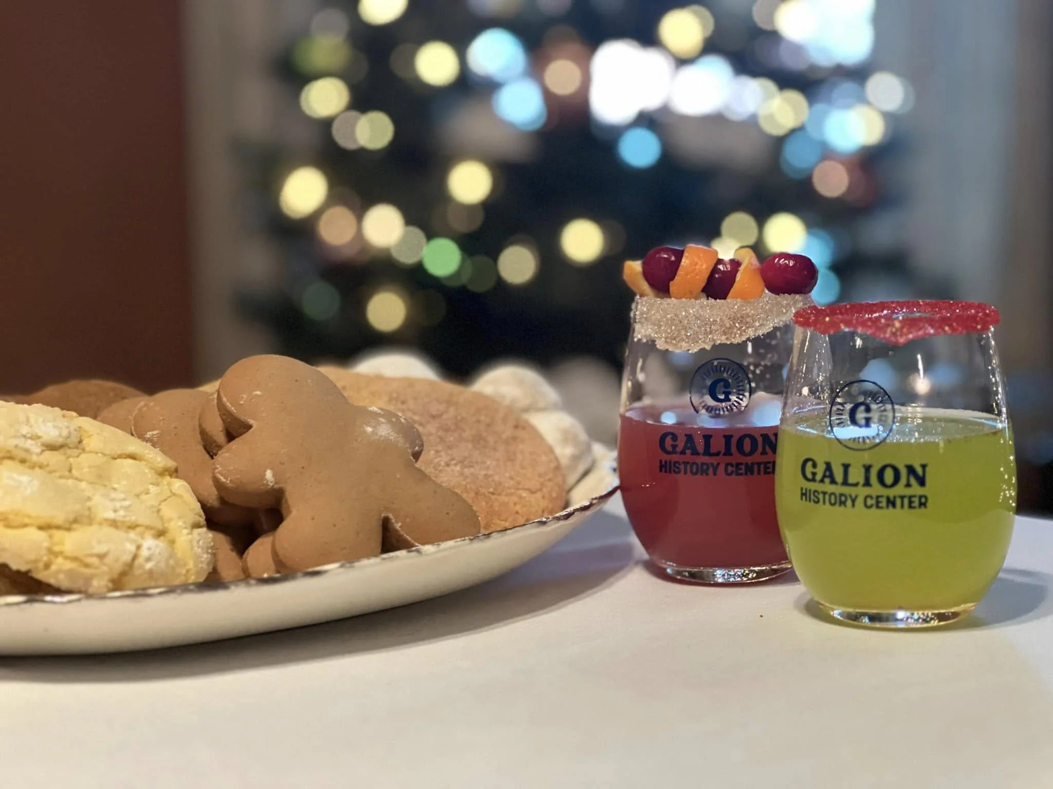 Brownella Cottage Holiday Cookie &amp; Cocktail Pairing Tours