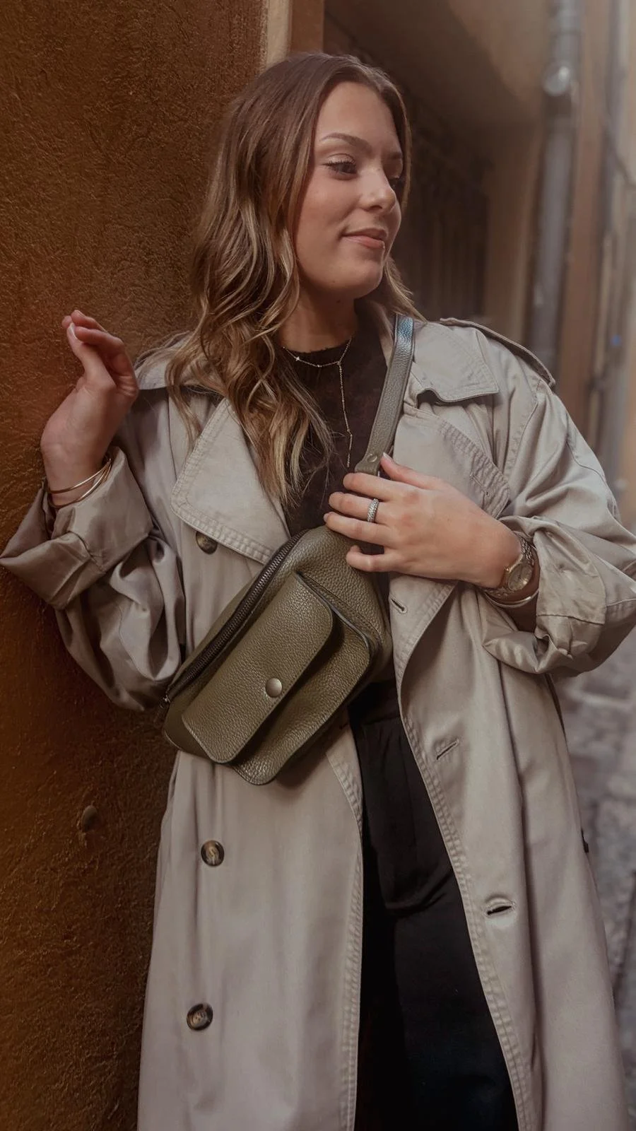 Sac banane en cuir vert kaki