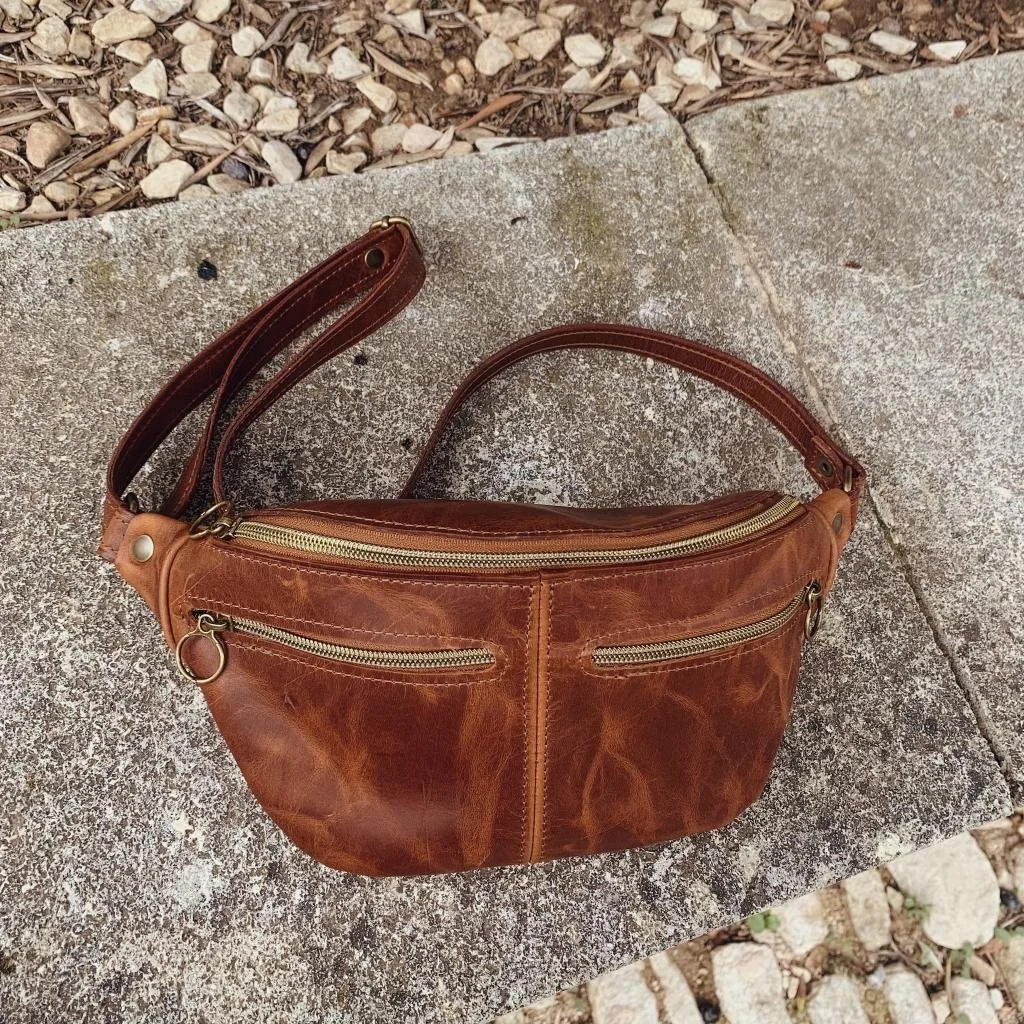 Sac banane de créateur - Kaki & rouge - Exemplaire unique - Les Ateliers d'Éliléa Sac banane de créateur - Kaki & rouge - Exemplaire unique - Les Ateliers d'Éliléa