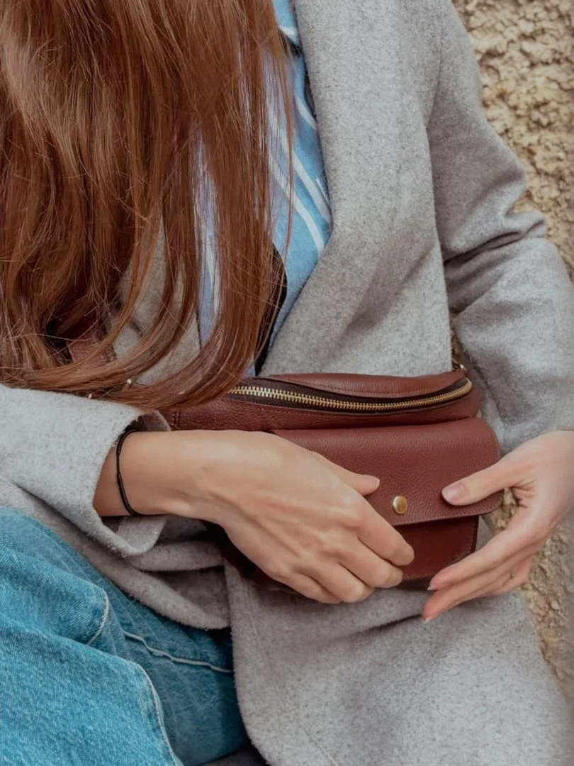 Sac banane en cuir marron chocolat