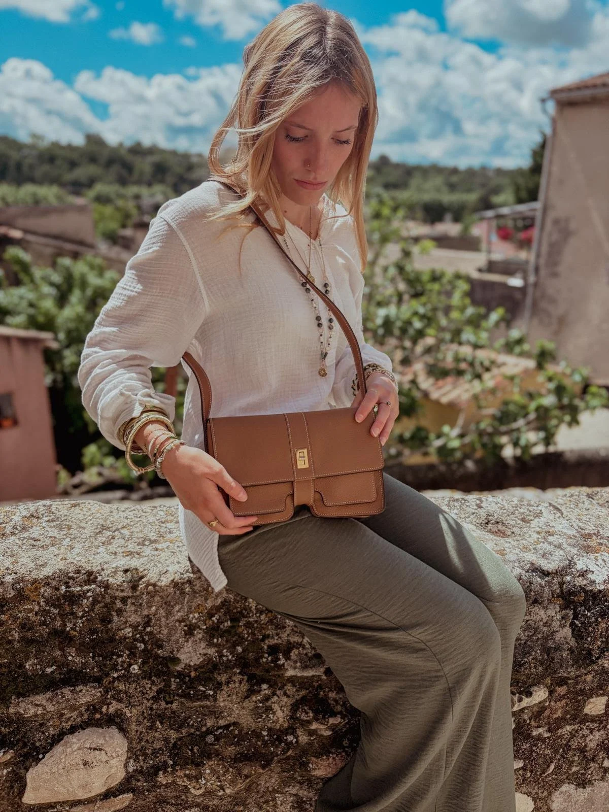 Sac français en cuir camel