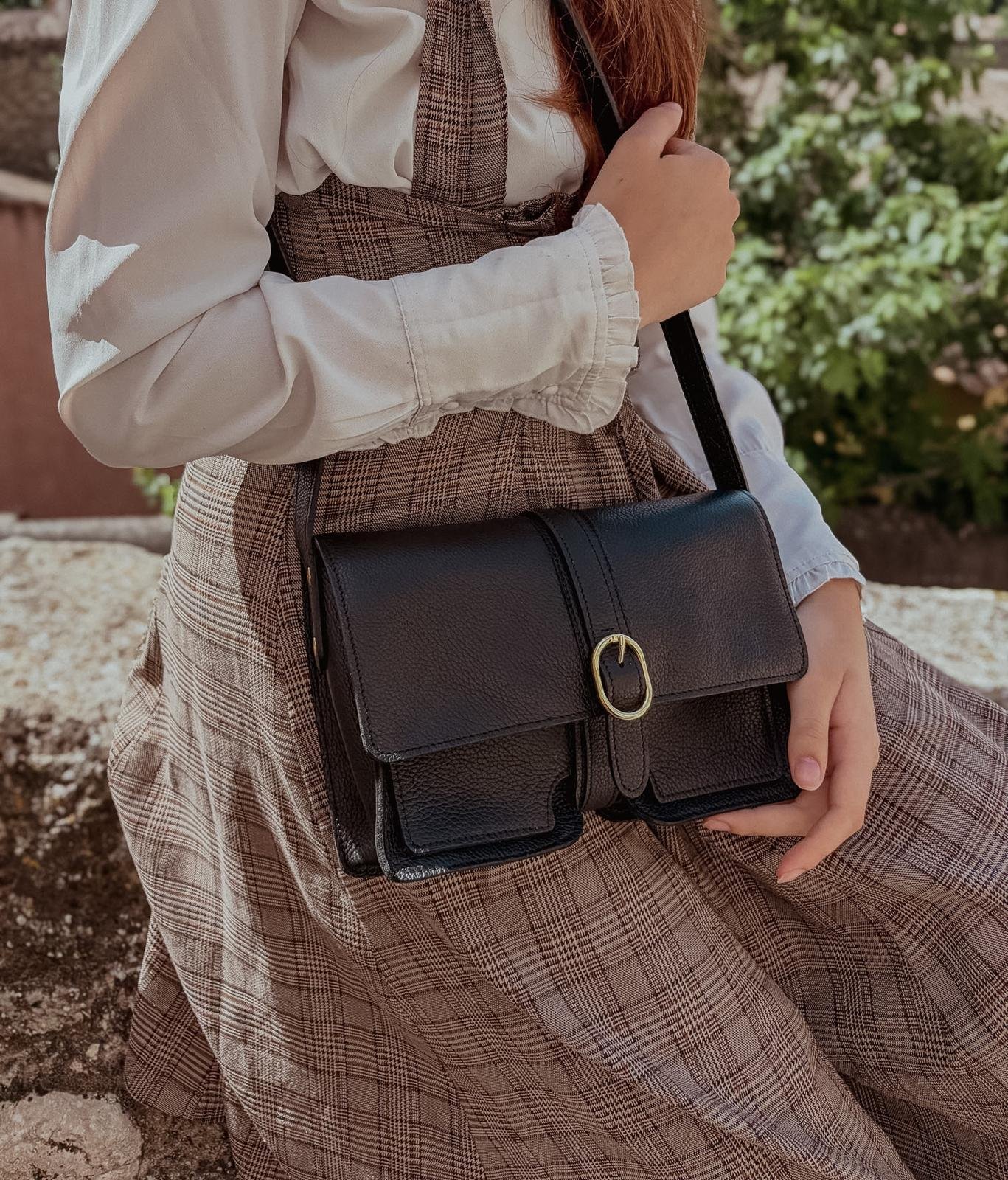 Sac français en cuir noir