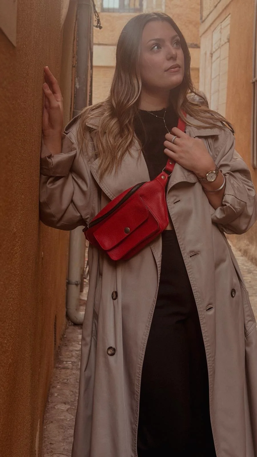 Sac banane en cuir rouge