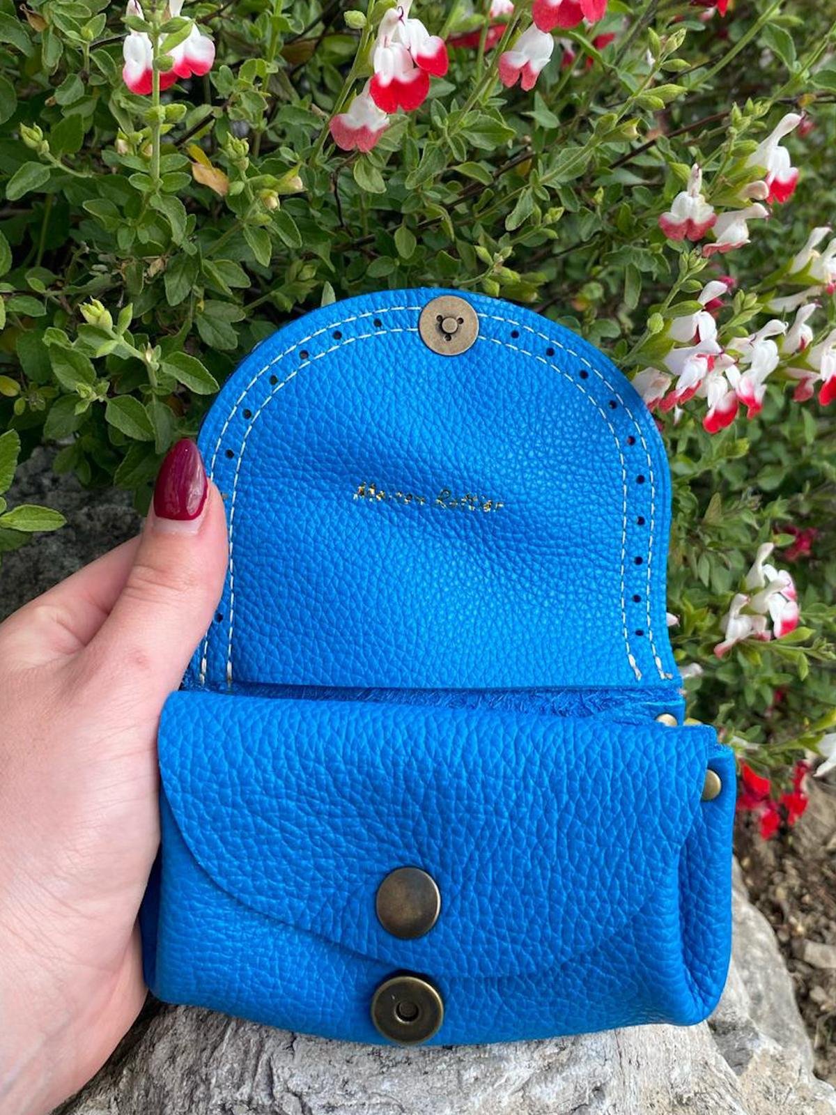 Porte-monnaie en cuir bleu
