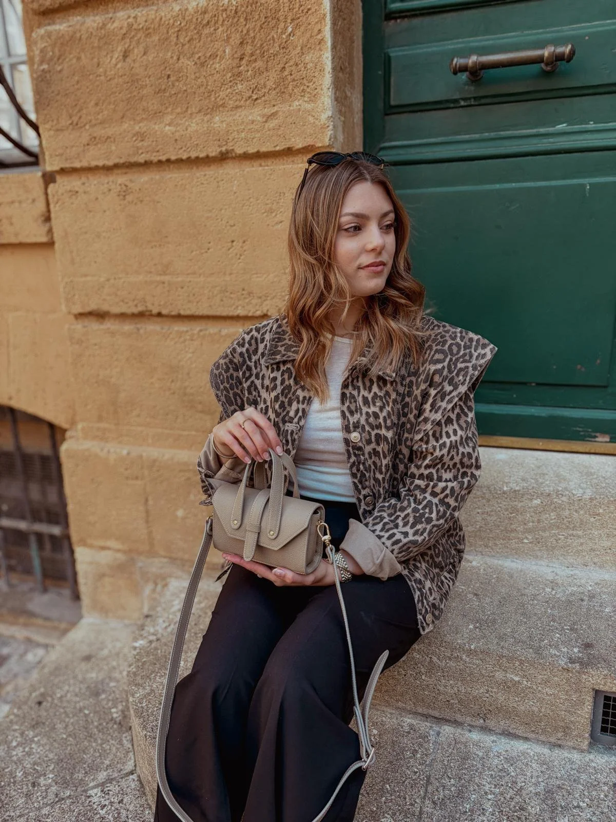 Petit sac en cuir taupe