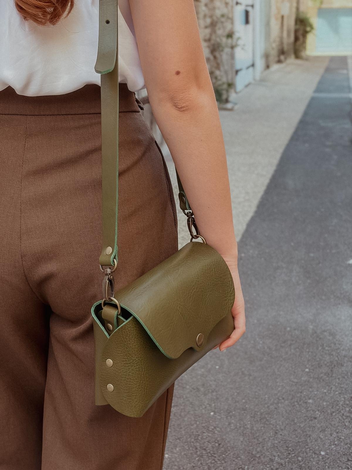 Sac en cuir vert kaki