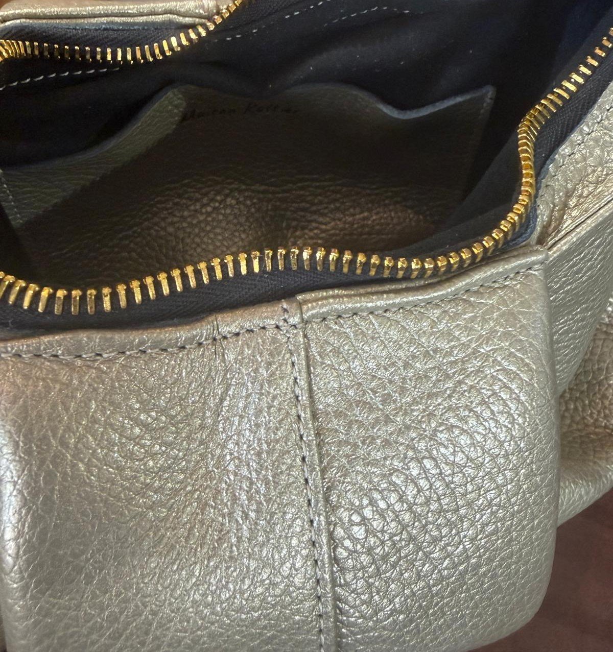 sac en cuir doré