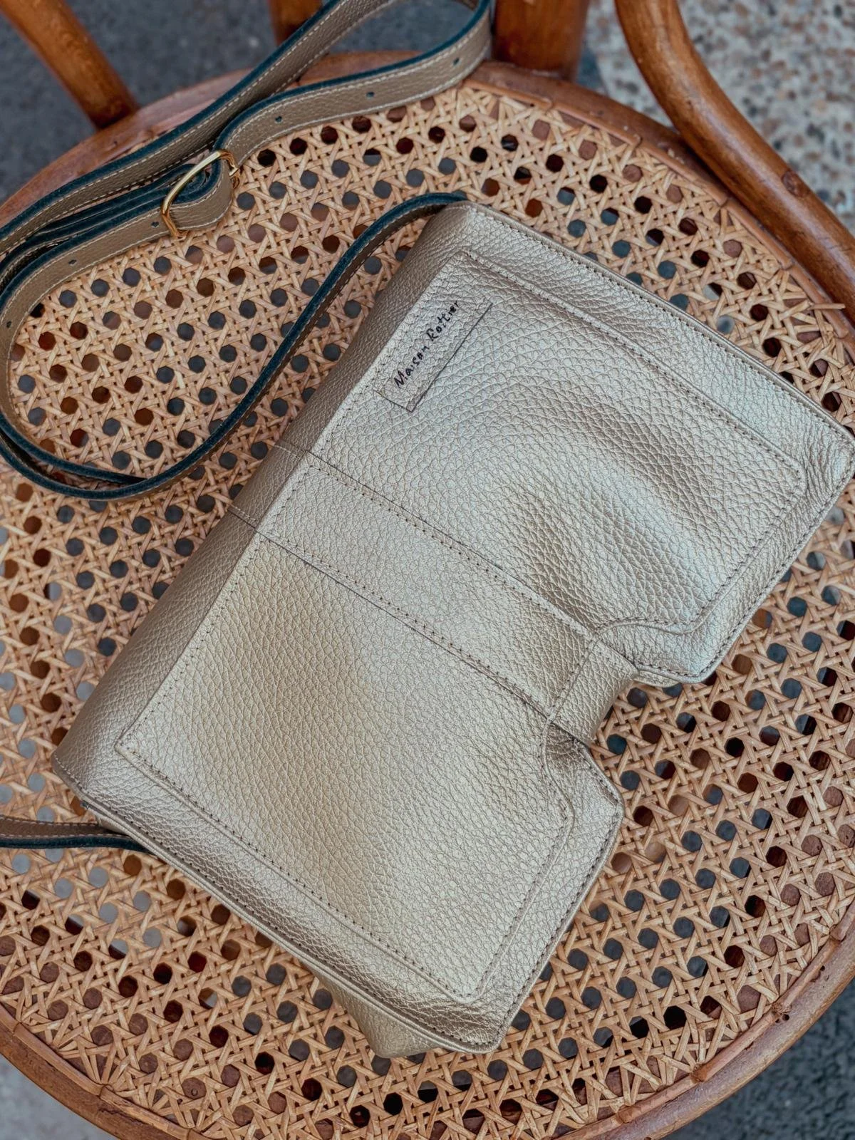 Sac en cuir doré