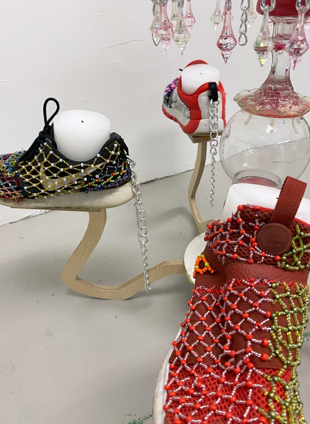 SHOEDETAIL7.jpg