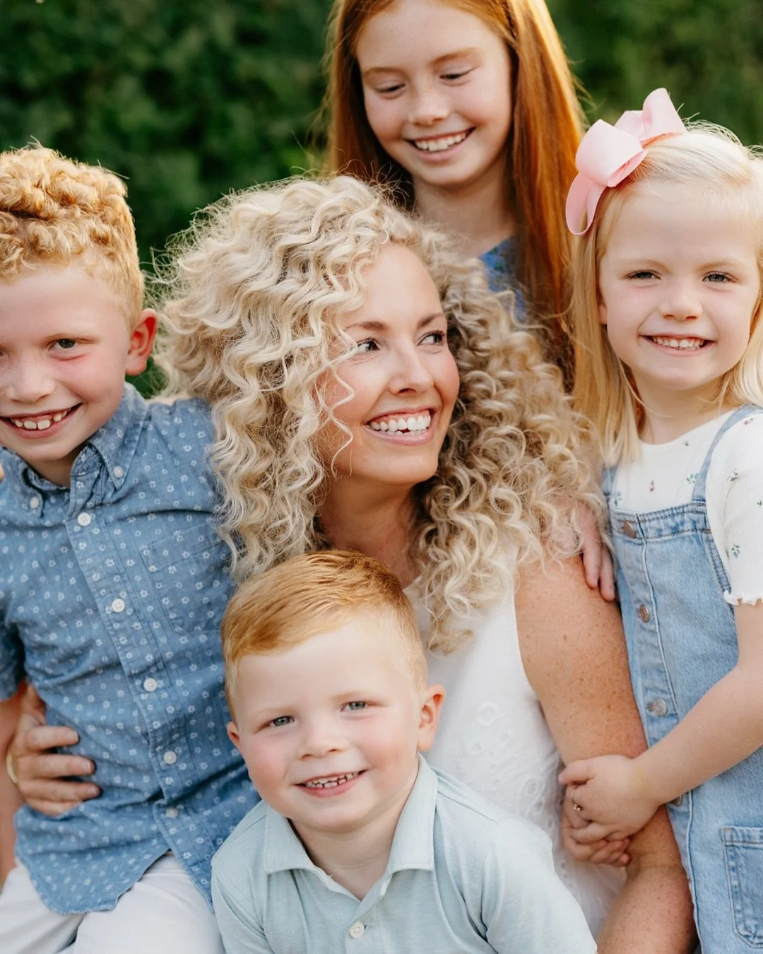 Just a smattering of my favorite mini session captures and personality-filled moments from the last few months that prove it&rsquo;s worth it to be fully present and joyful even during a short session 🤍

Love all of these clients and little clients.