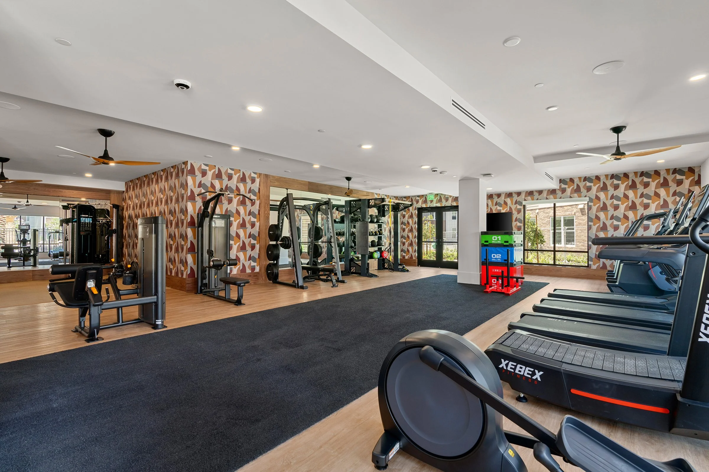 Ona-Pool-Fitness-01.jpg