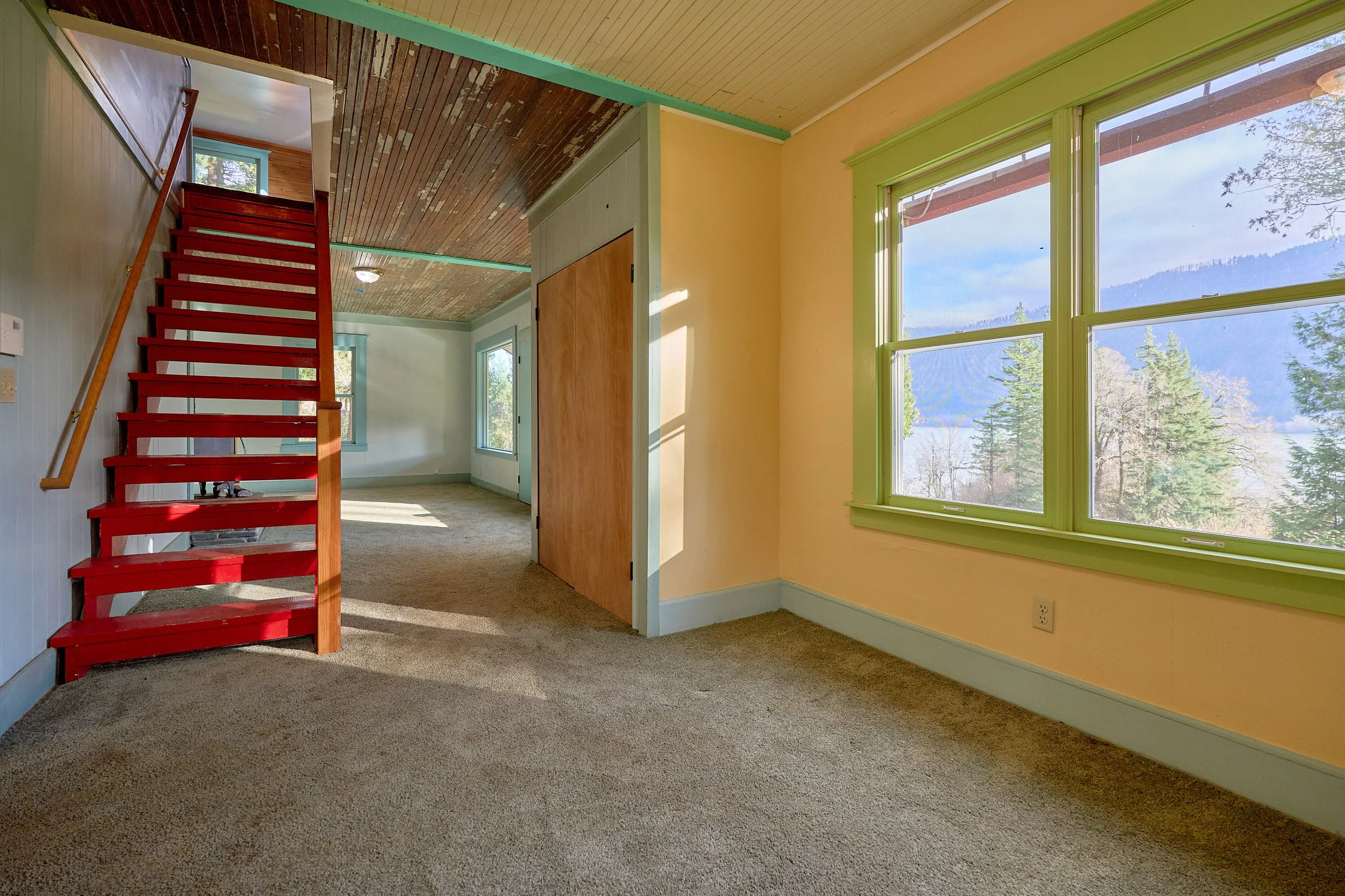 52 Puzzled Woman_28.jpg