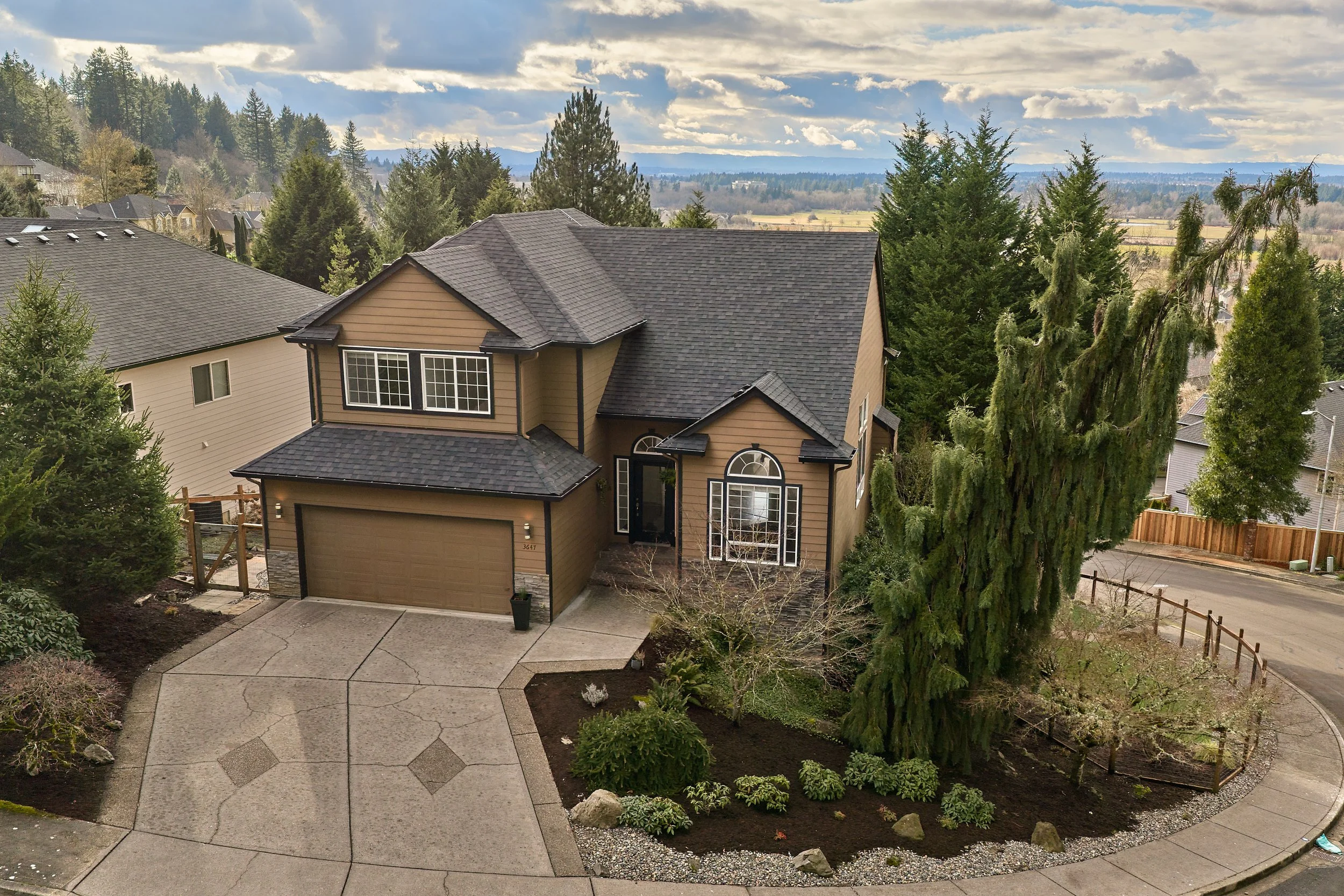 3647 NW Orchard_02.jpg