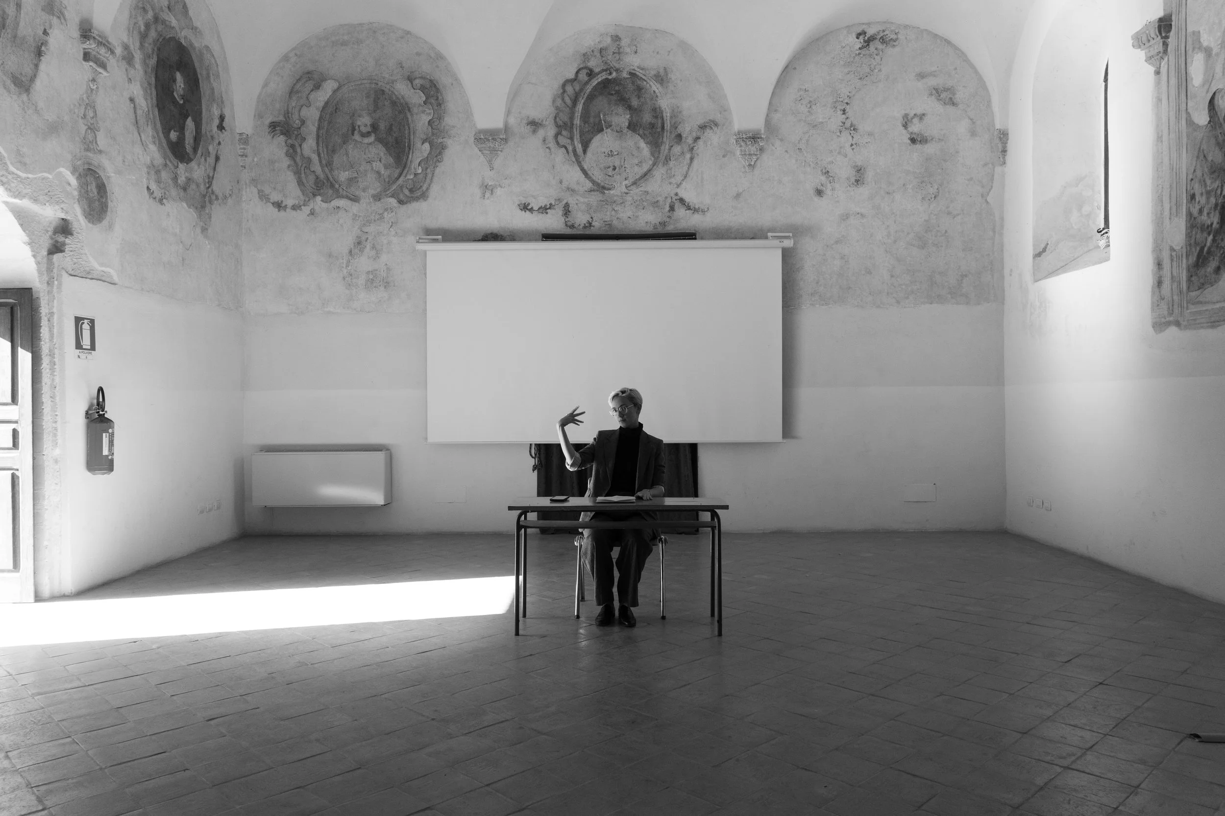 Lecture-performance of "How a cup remembers a river"