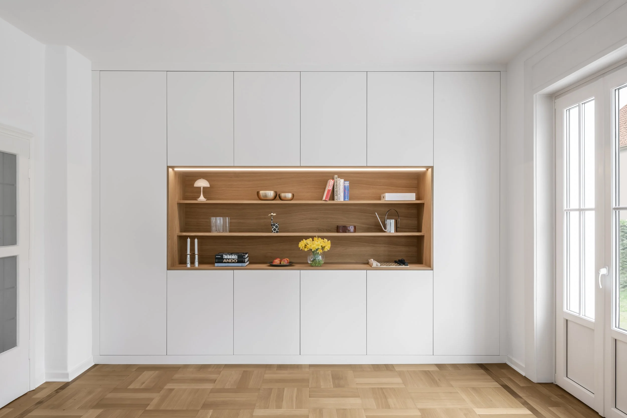 Custom Furniture & Built-Ins