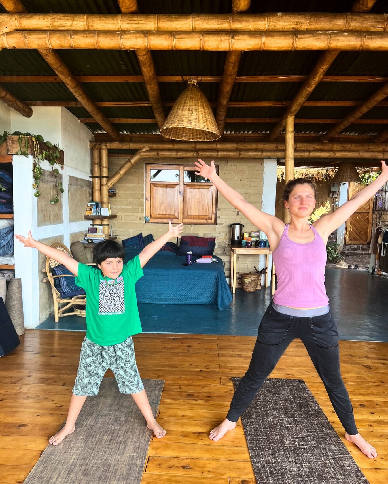 Yoga is always better together 💗🫶✨

➡️ shamana-atitlan.com/shamana-yoga-teacher-training

#ShamanaYTT #meaningofyoga #yogatransforms #community #shamanacommunity #TransformThroughYoga #YTT #yogateachertraining #guatemalaretreats #lakeatitlanretreat