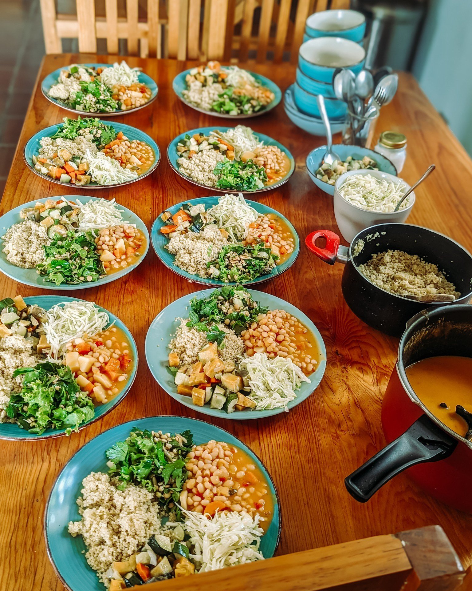 Feast on wellness at Shamana Center 🌿✨

Dive into our kitchen's creations, where each plant-based meal is a step towards a healthier body and a nourished soul. We believe in the profound connection between what we eat and our overall well-being; thu