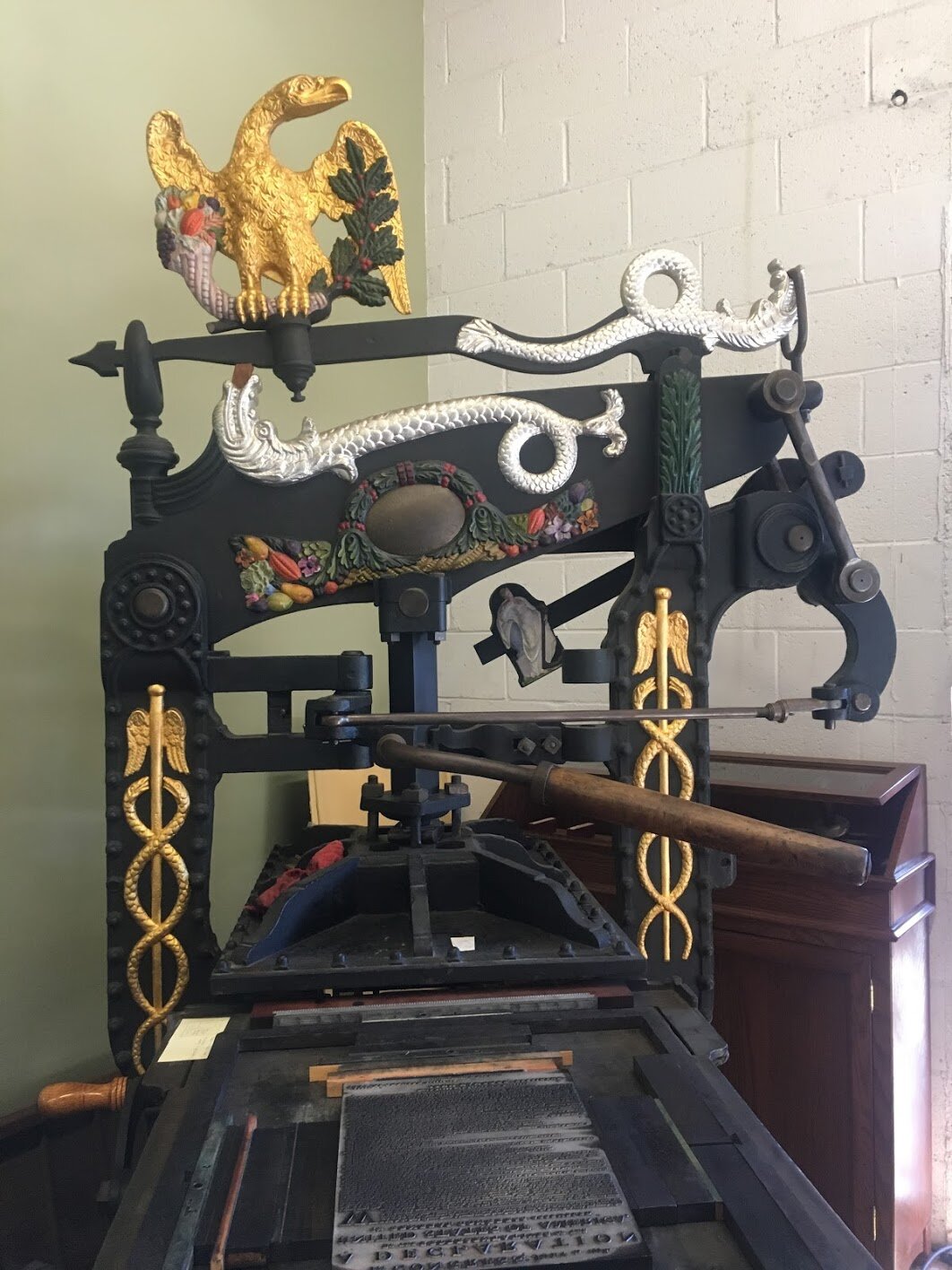 1824 Columbian Press — International Printing Museum