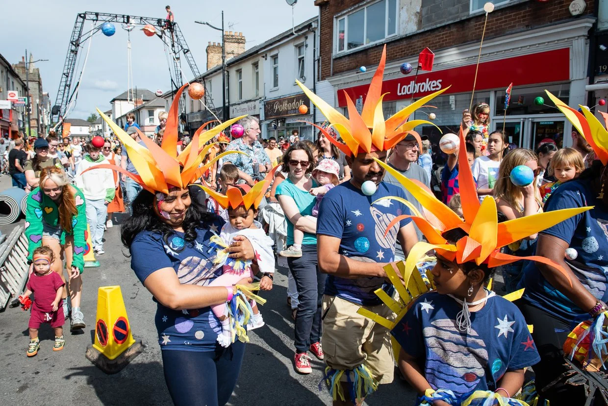 NOFITSTATE: Clifton Street Party