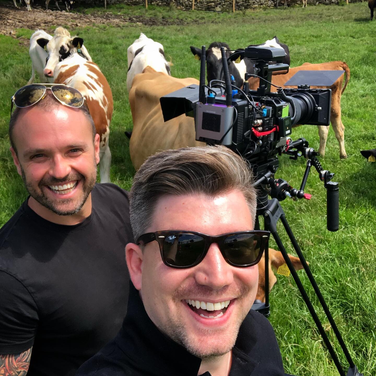 On location in Yorkshire filming a very exciting project. We made some new friends! 
.
.
#videoproduction #videography #viral #cows #farmlife #sunburn #productvideo #prlaunch