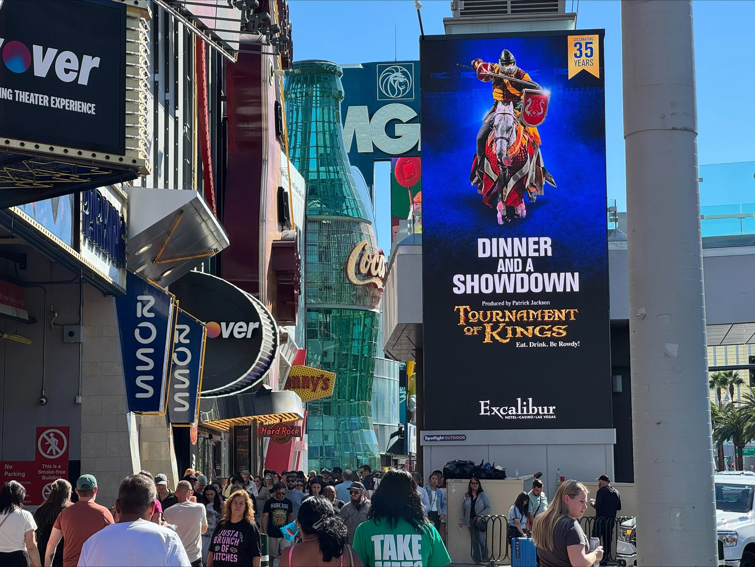 Vegas Strip Tower Network – Local Advertisers