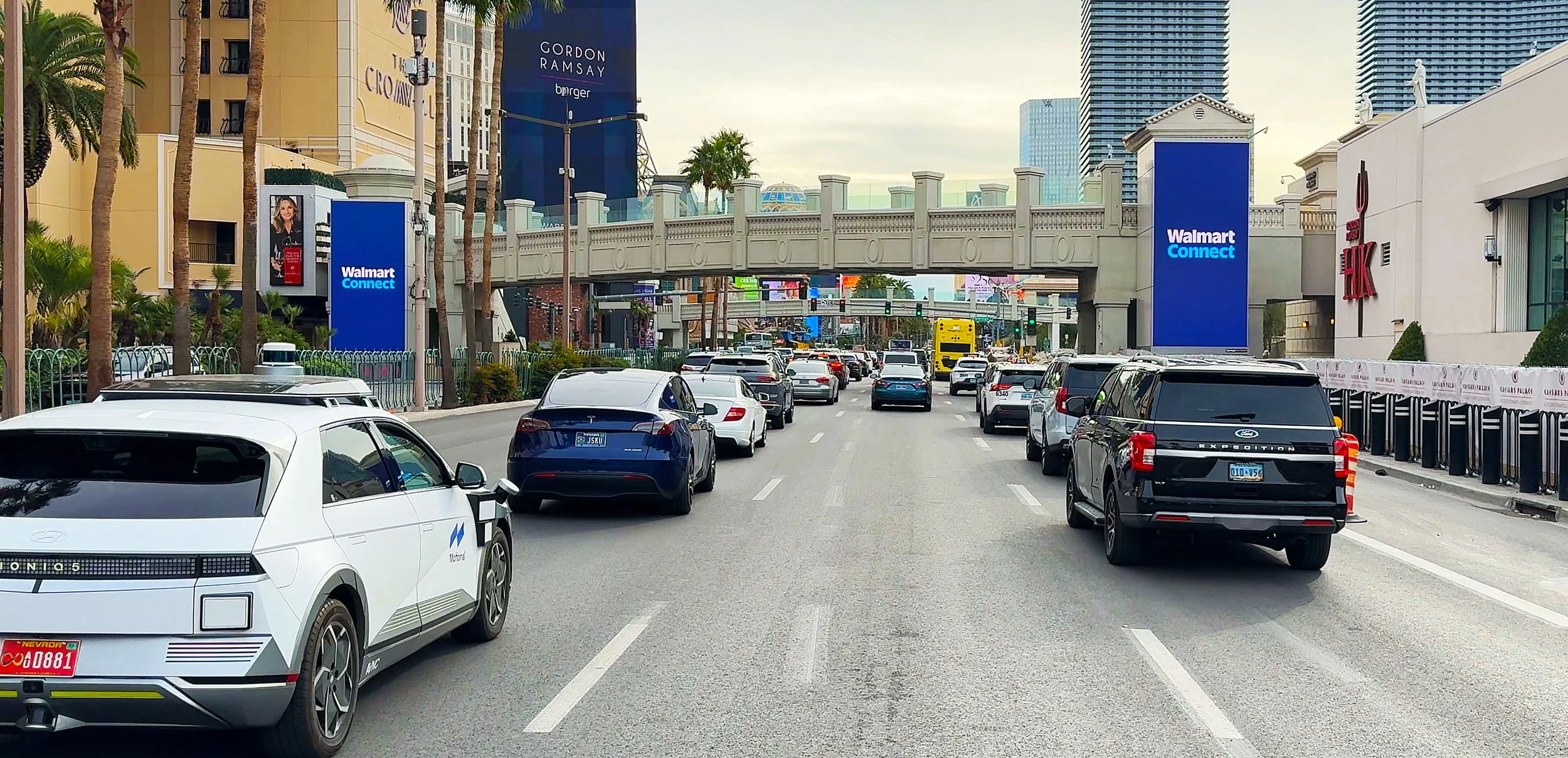 Walmart_VSTN_Cromwell_Caesars_Strip_NF.jpg