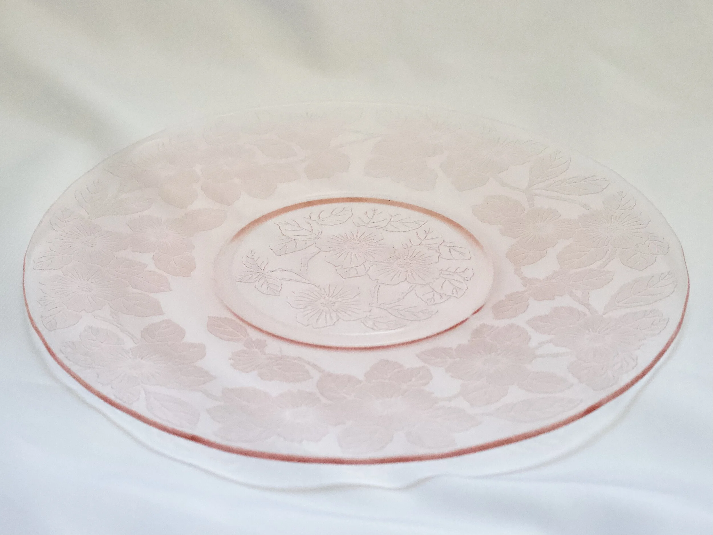 Pink Dogwood luncheon plates