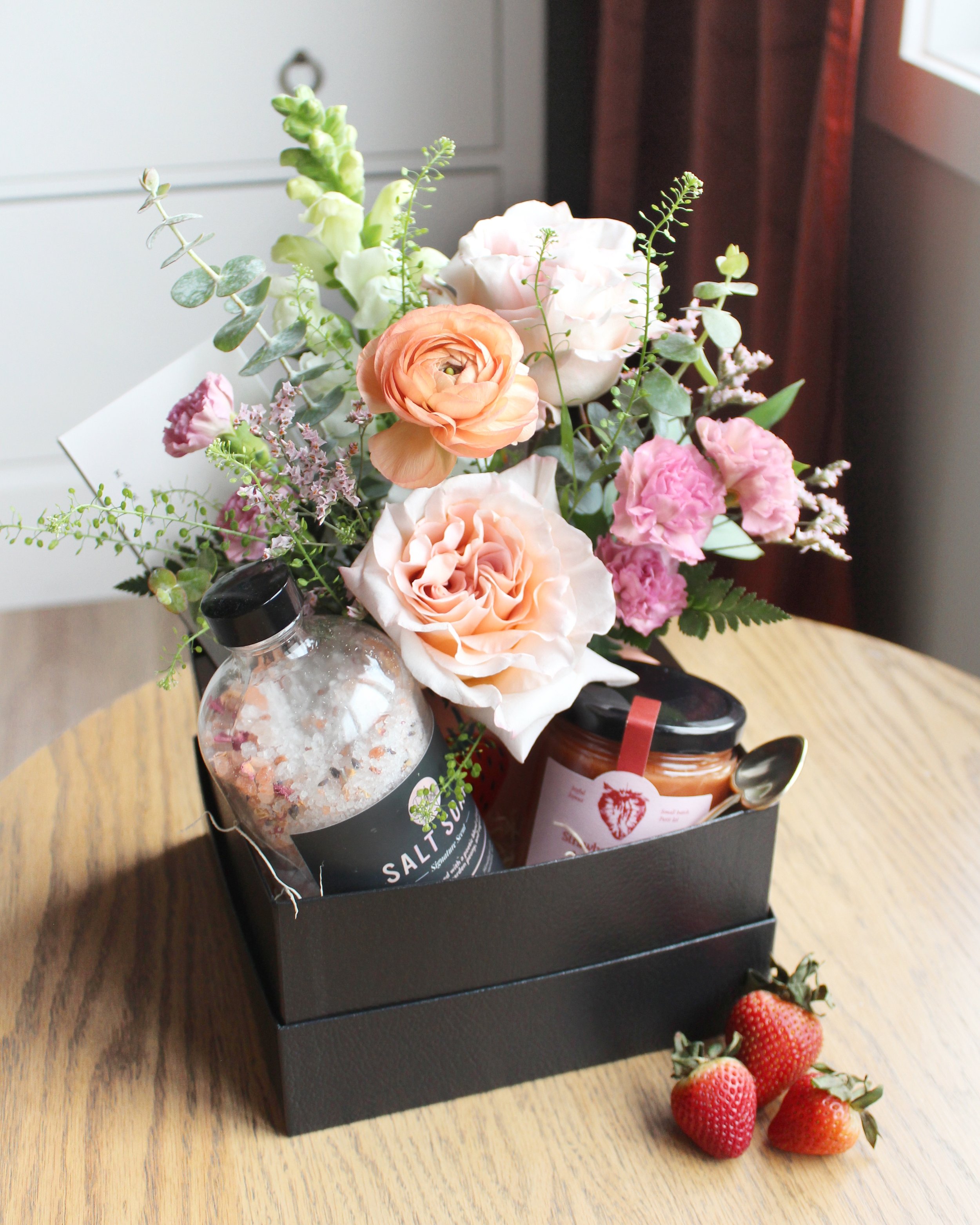 Strawberry Sonnet Gift Box.JPG