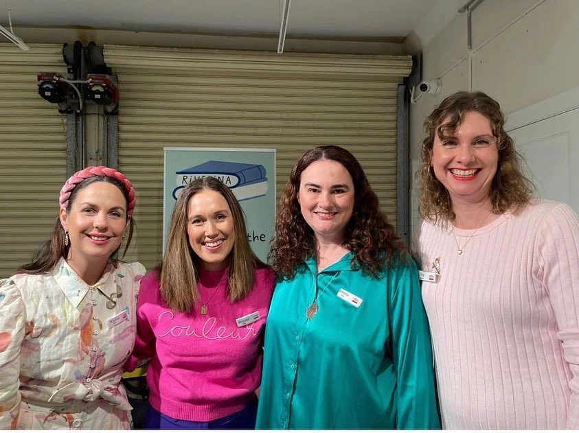 Such a wonderful time had in Wagga Wagga! Loved spending time with these excellent women @emmagreyauthor @clarefletcherwriter @karinamaywrite and the Wagga locals. What a great town. Huge thanks to @collinsbookswagga @riverinareadersfestival for havi