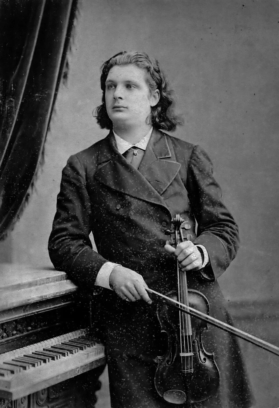 Reflecting on Eugène Ysaÿe with May Zeng