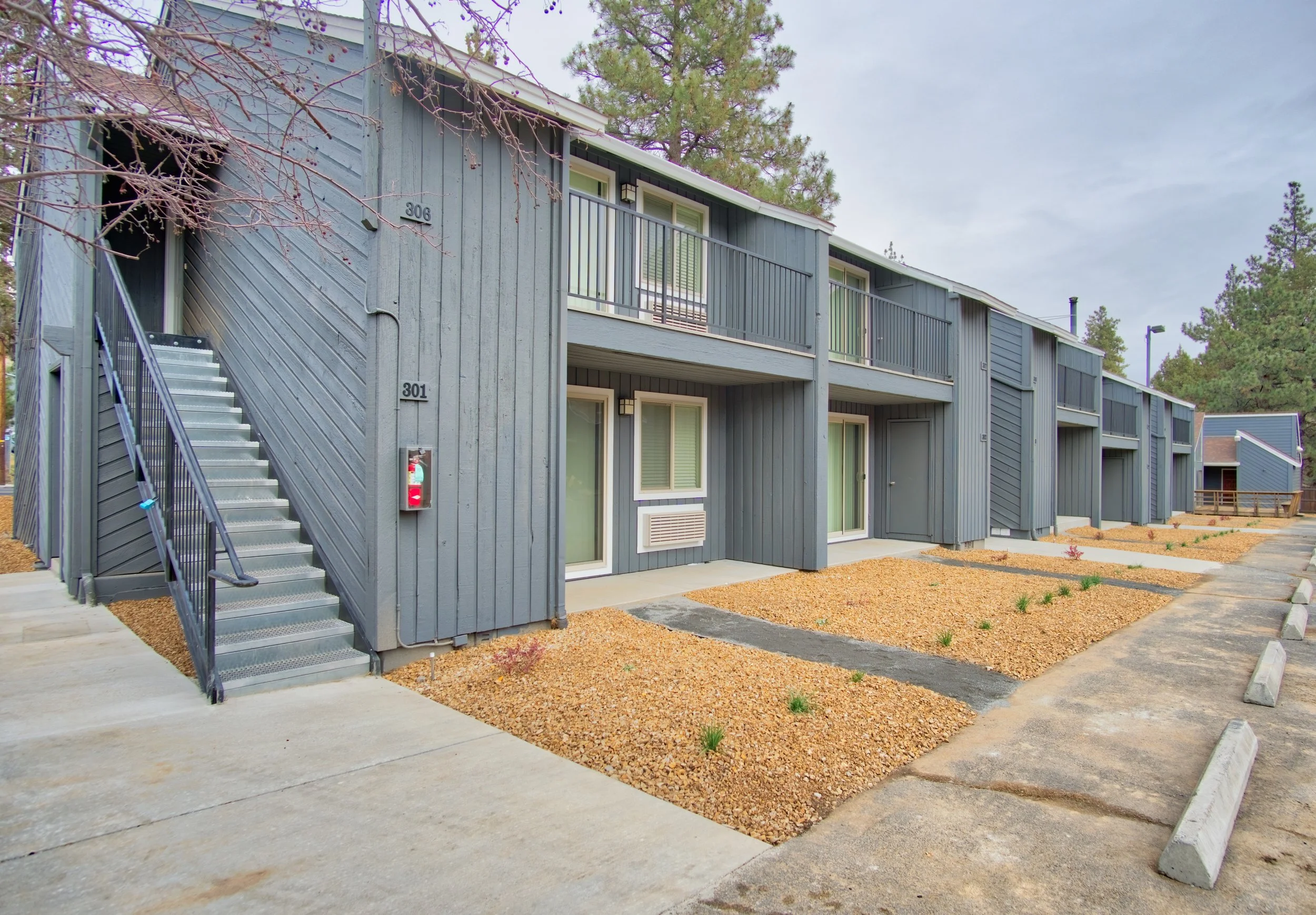 $1,650 / 1br - 850ft2 - Beautifully remodeled condos off Newport in NW Bend