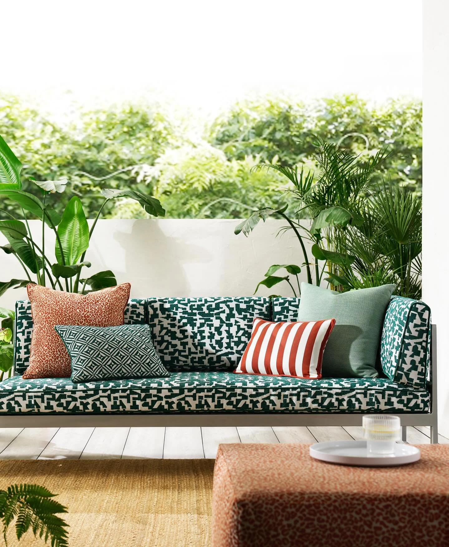 Clarke &amp; Clarke ALFRESCO INDOOR OUTDOOR WEAVES

Designed to thrive in outdoor environments, Alfresco Indoor Outdoor Weaves is highly durable and comes with a water-repellent, stain-resistant finish, ensuring long-lasting style and performance fro