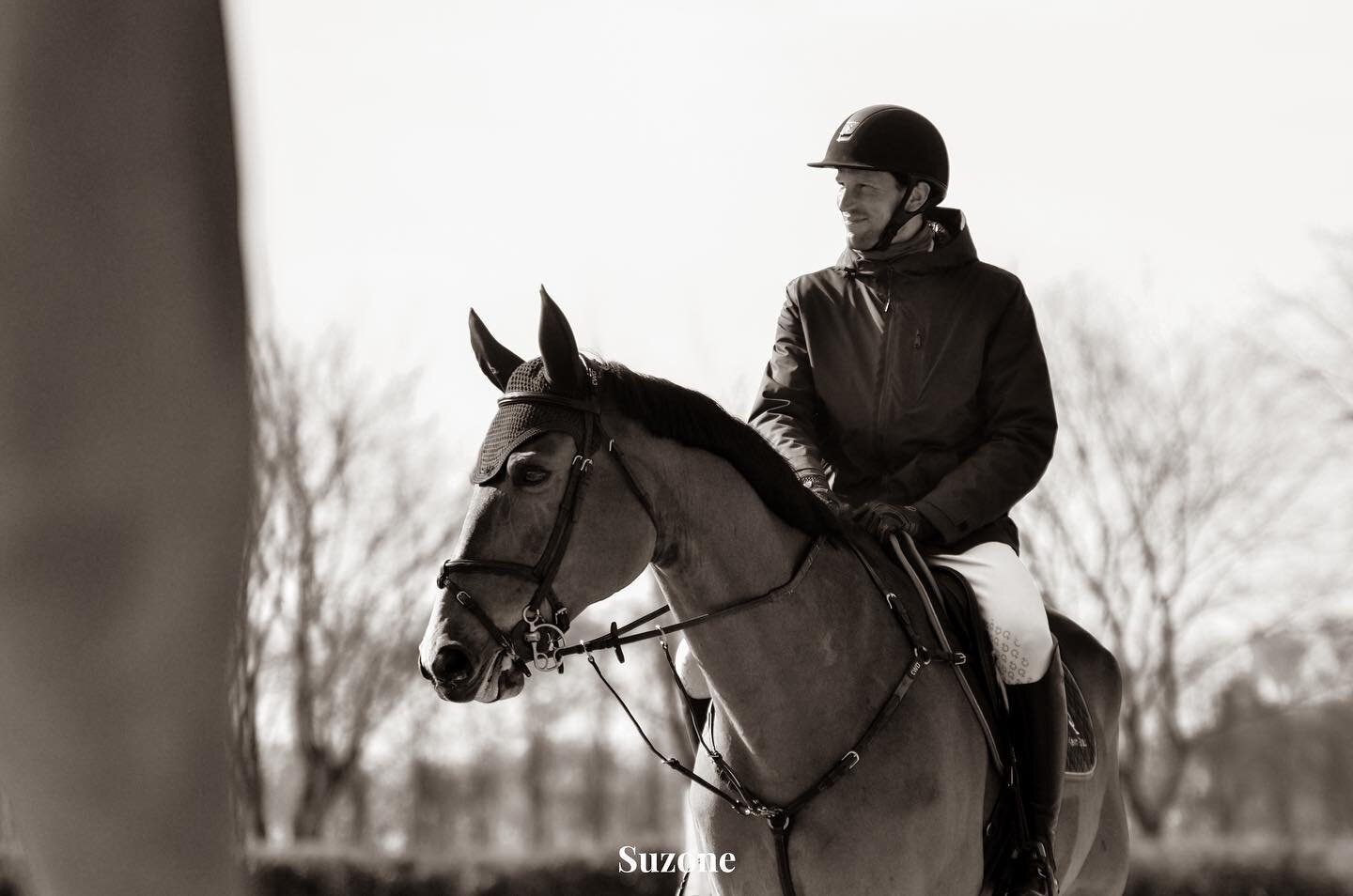KEVIN STAUT 

Petite rencontre avec Kevin Staut ce week-end &agrave; Canteleu !

Un plaisir de pouvoir immortaliser cet instant avec quelques clich&eacute;s 📸

#kevinstaut #horse #horseriding #horsesofinstagram #horses #horselover #horserider #jump 