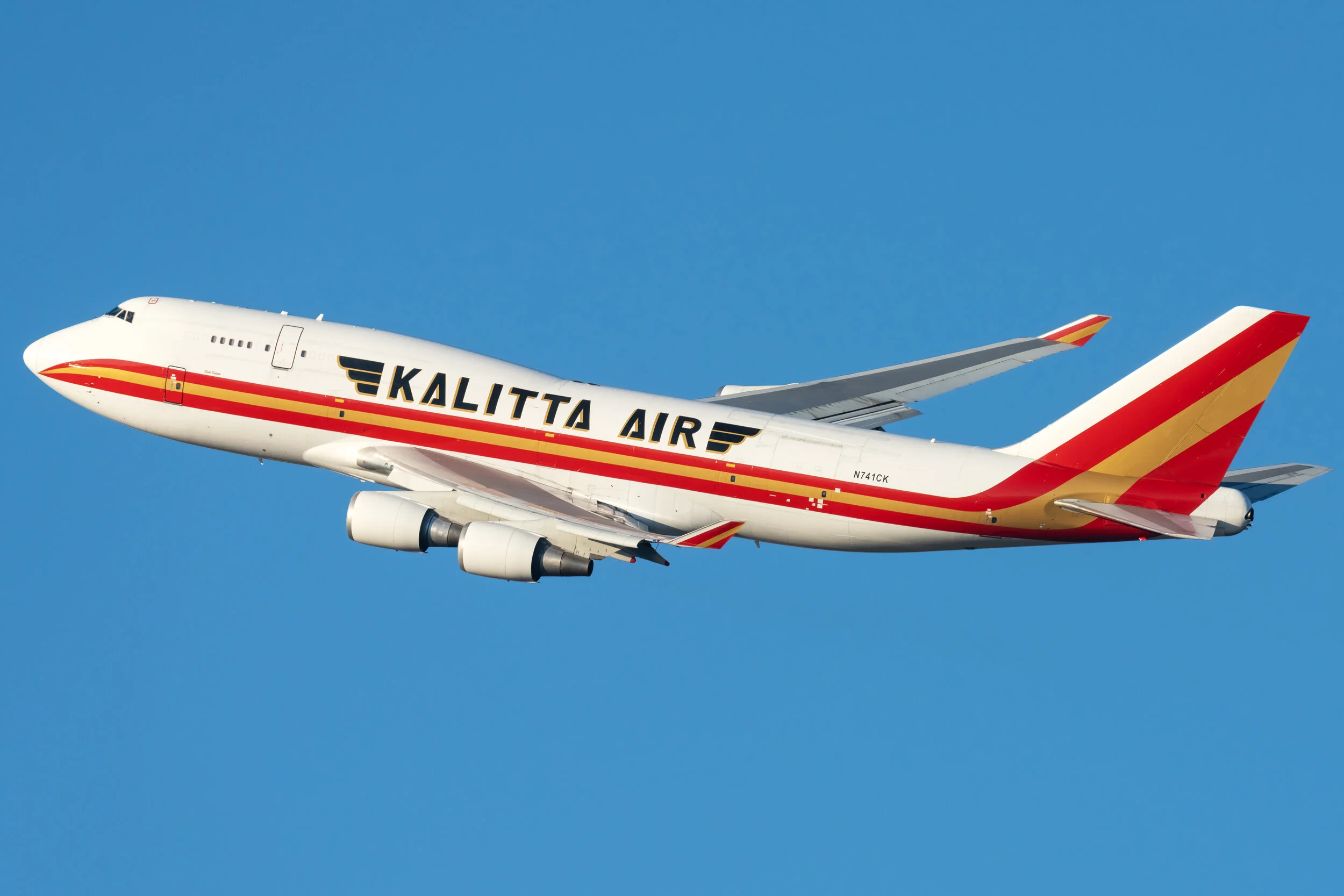 Kalitta Air Boeing 747-4H6(BCF) N741CK.jpg