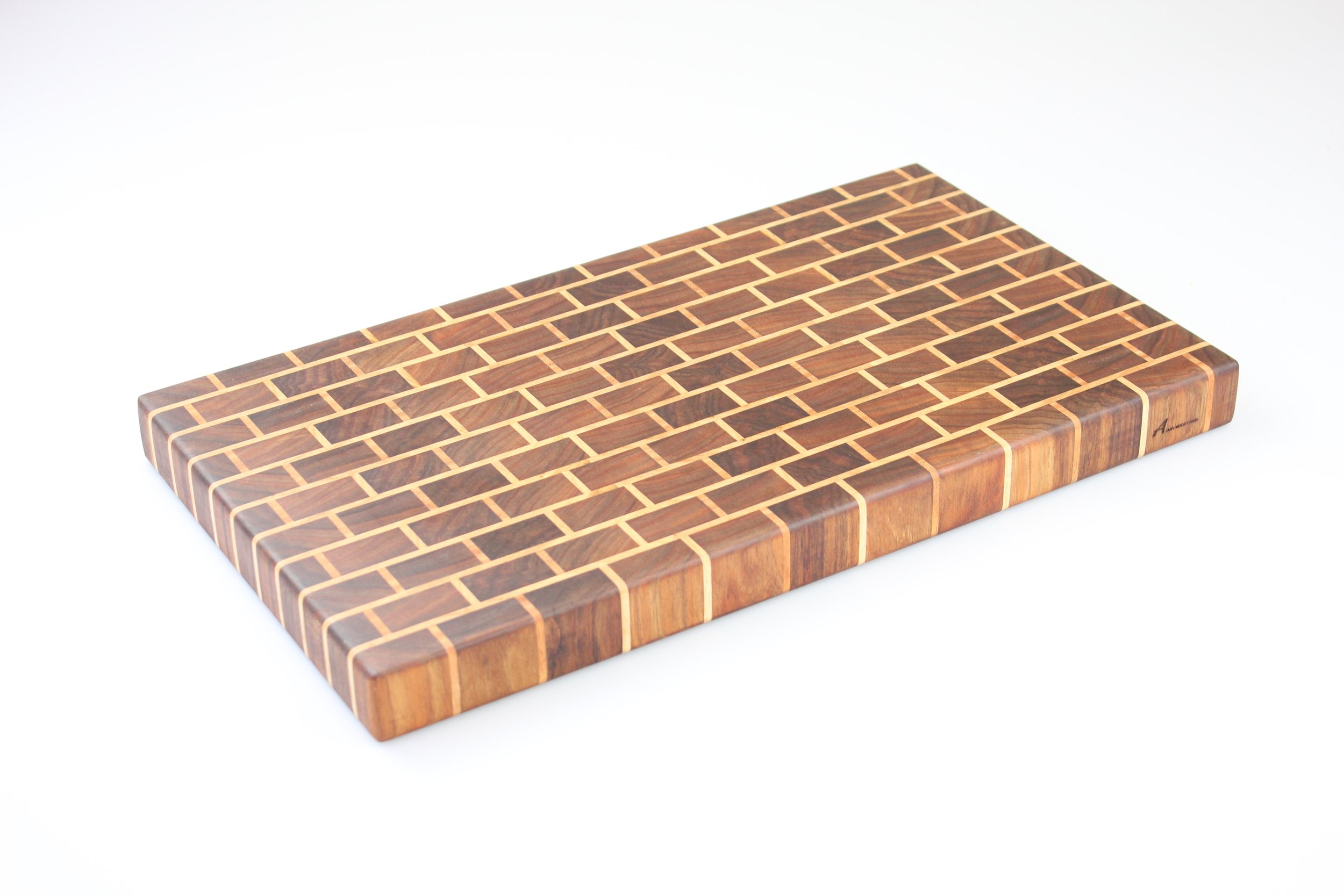 Brick 1 405 x 235 Tas Oak_ Blackwood angle.JPG