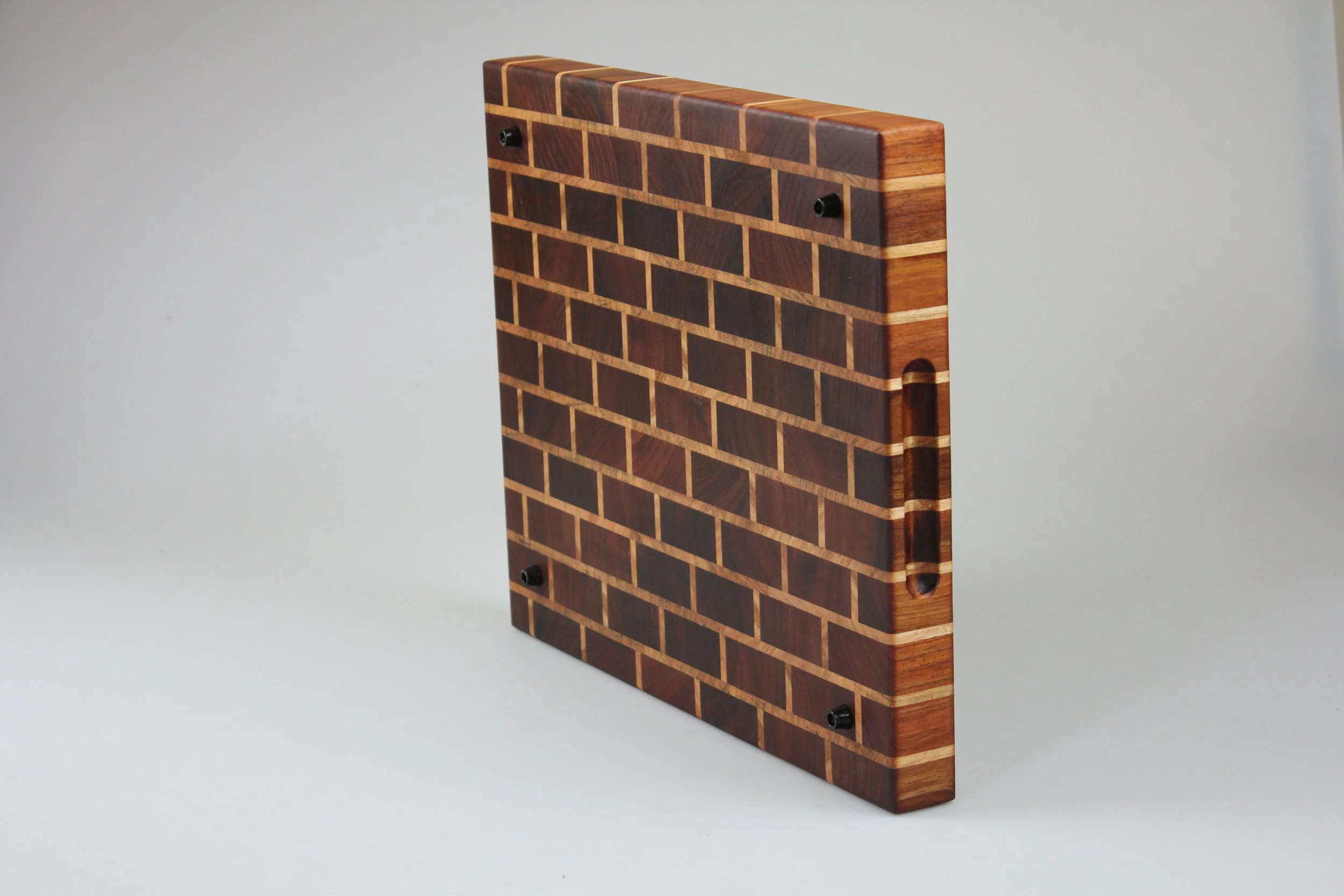 Brick - Sapphire - Lge (6) _ Tas Oak _ Blackwood - 403x435x35 - Feet.JPG